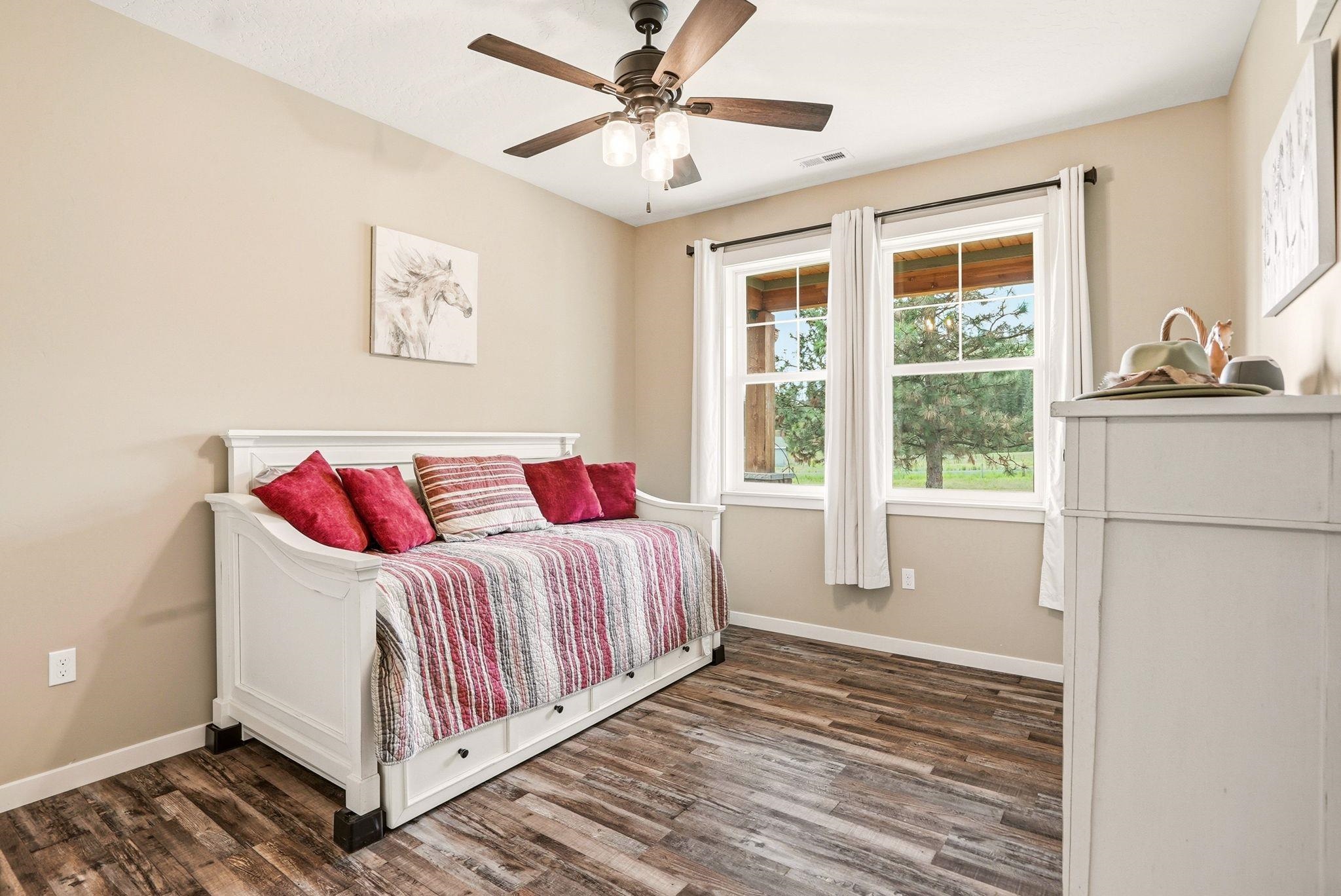 7702 W Jensen Rd - Photo 29