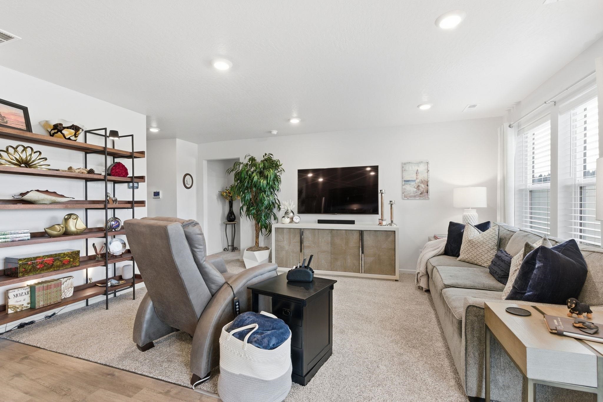 8308 S Colwood Rd - Photo 7