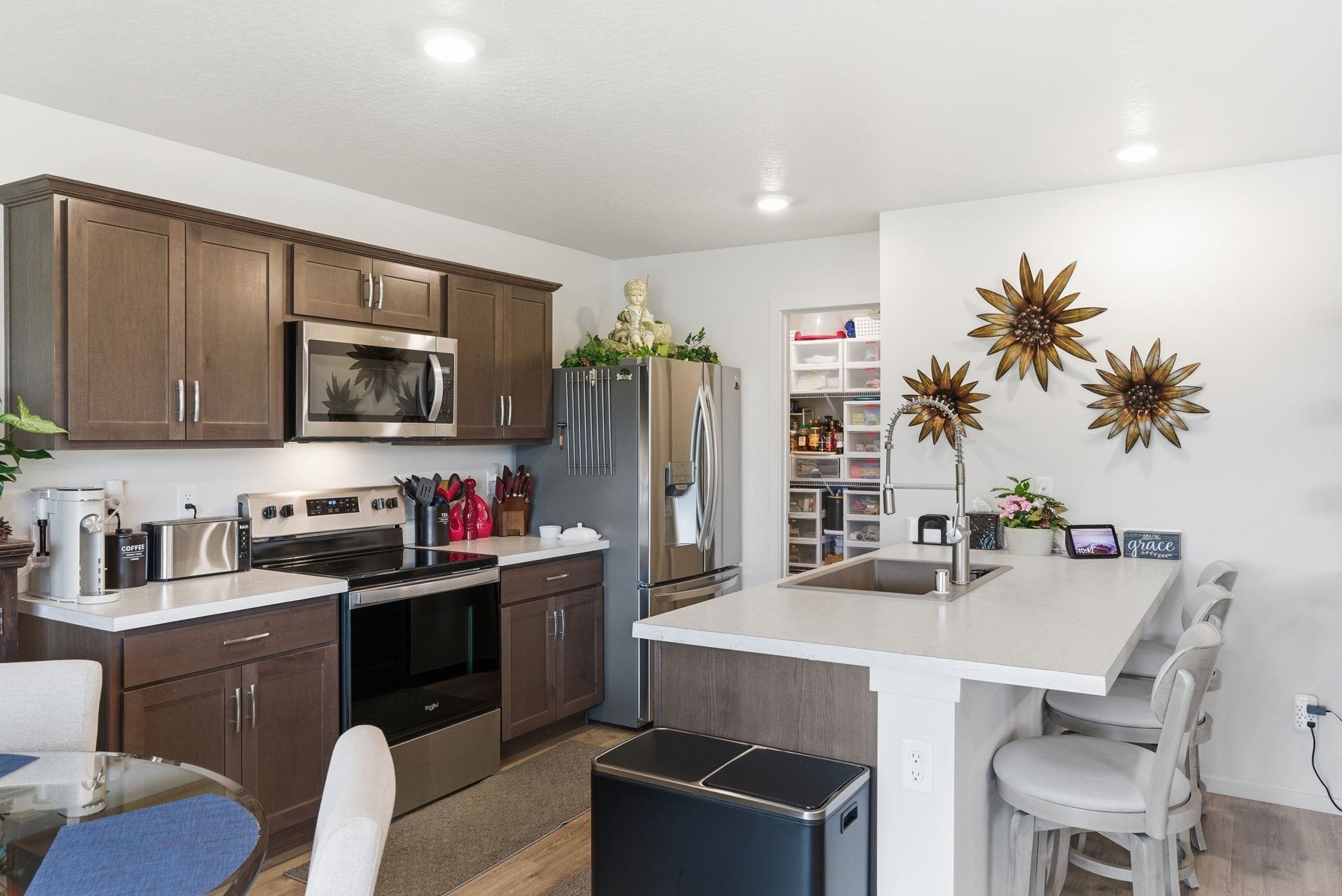8308 S Colwood Rd - Photo 9