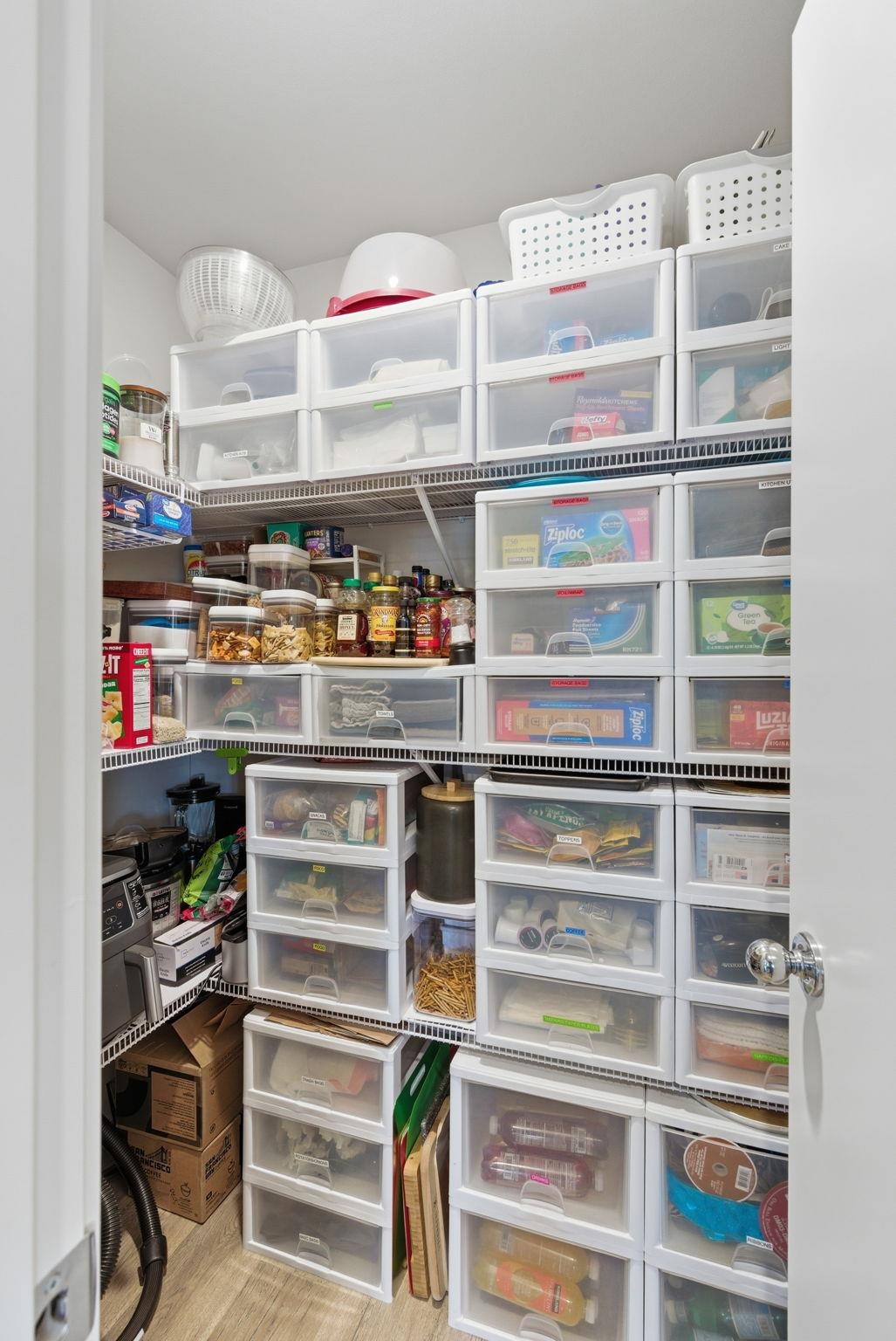 8308 S Colwood Rd - Photo 10