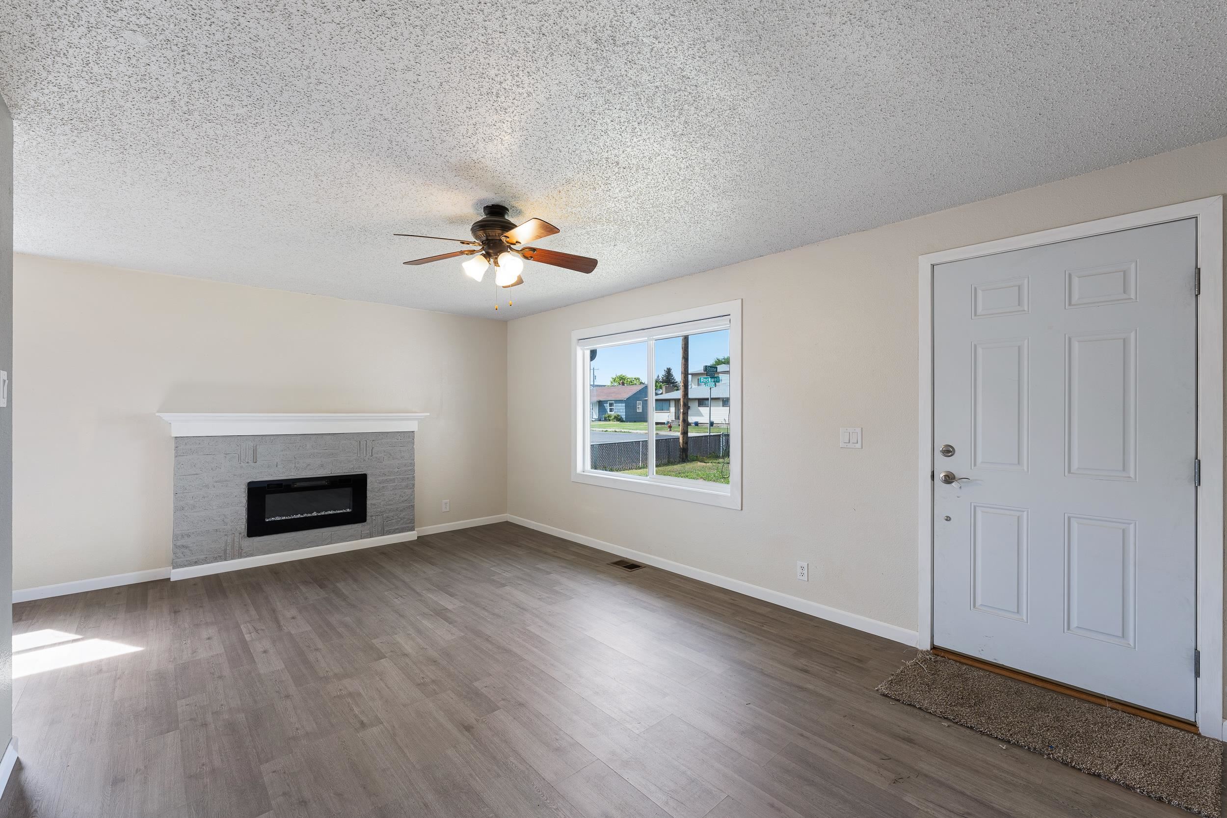 2304 E Rockwell Ave - Photo 4