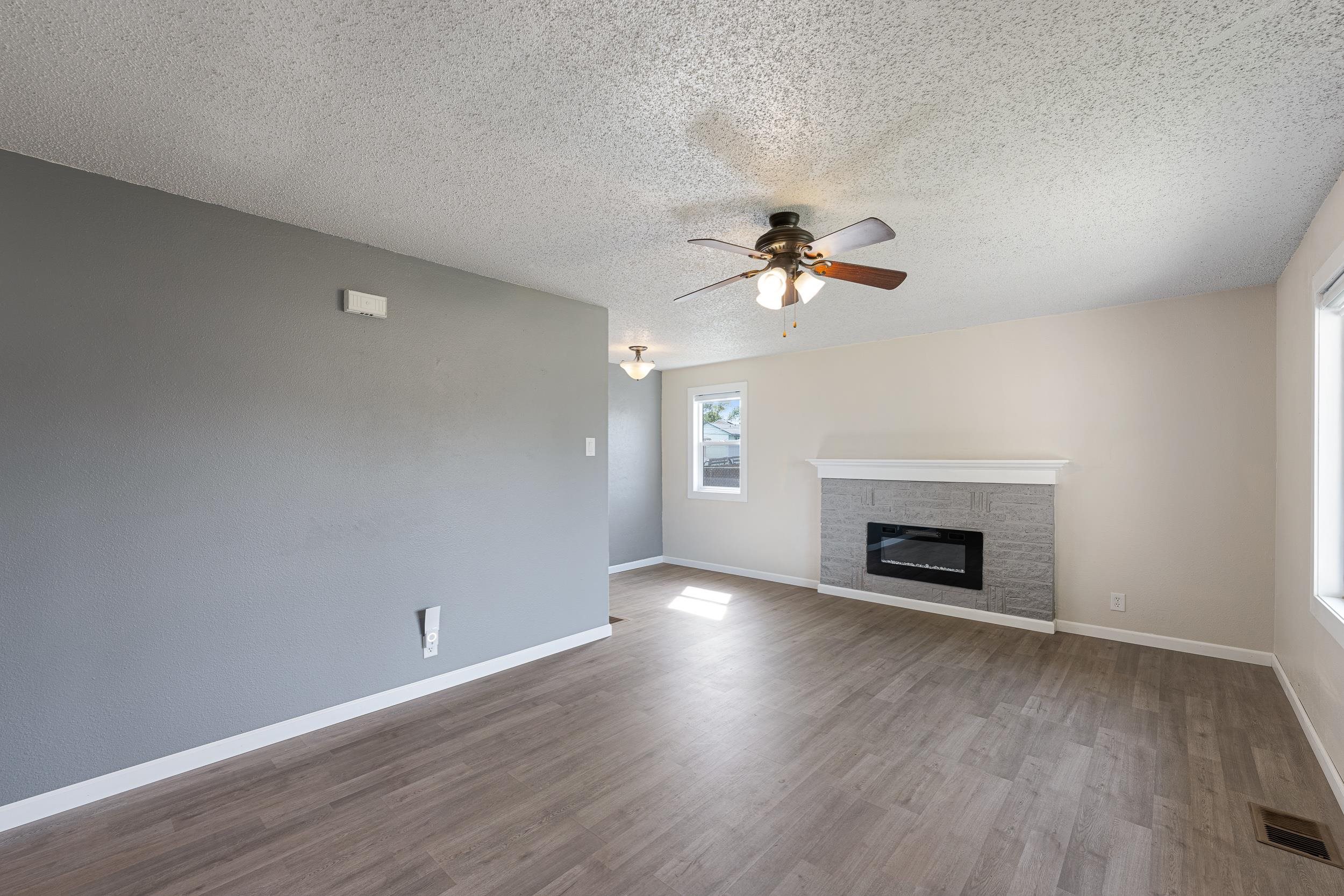 2304 E Rockwell Ave - Photo 5