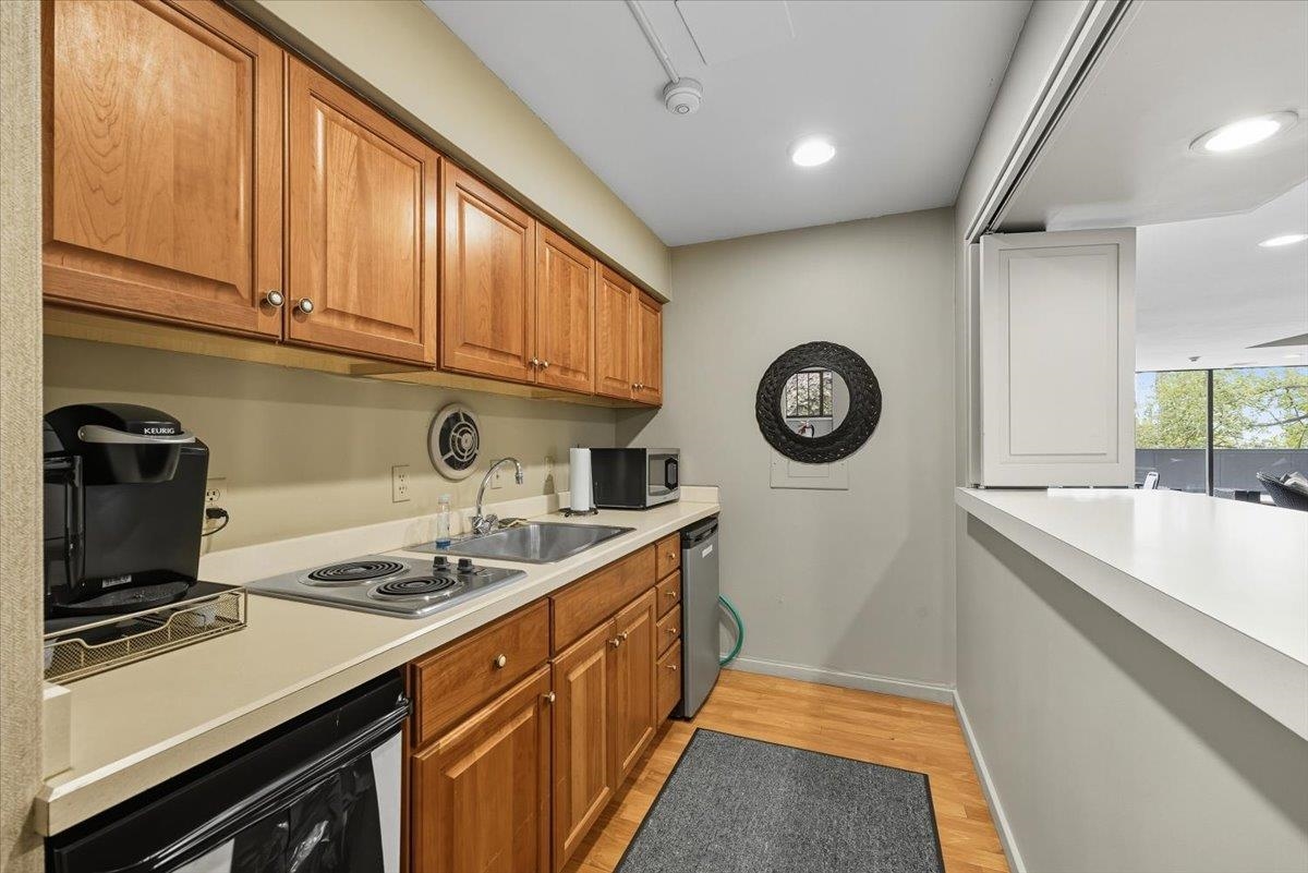 700 W 7th Ave - Photo 23