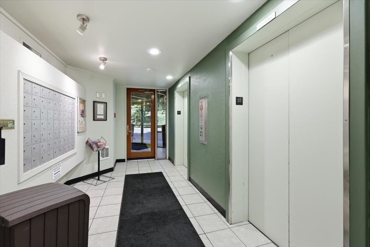 700 W 7th Ave - Photo 27
