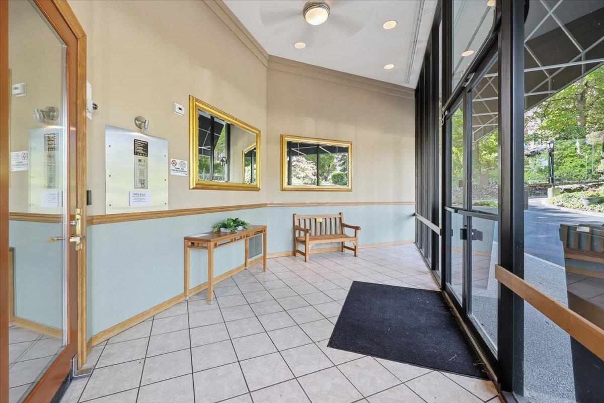 700 W 7th Ave - Photo 6