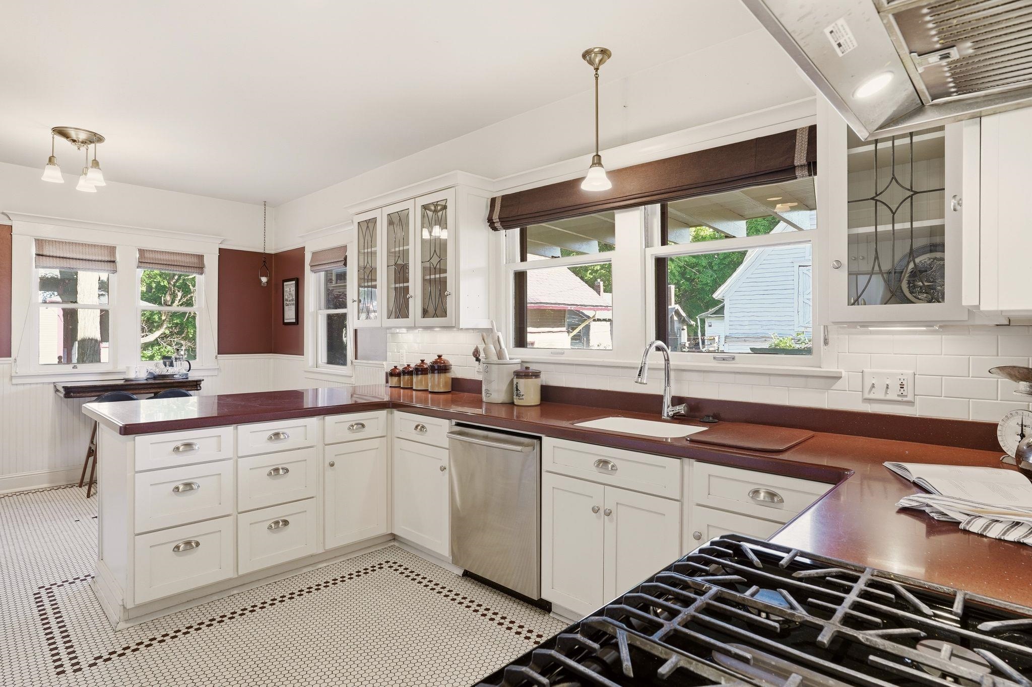 319 W Waverly Pl - Photo 15