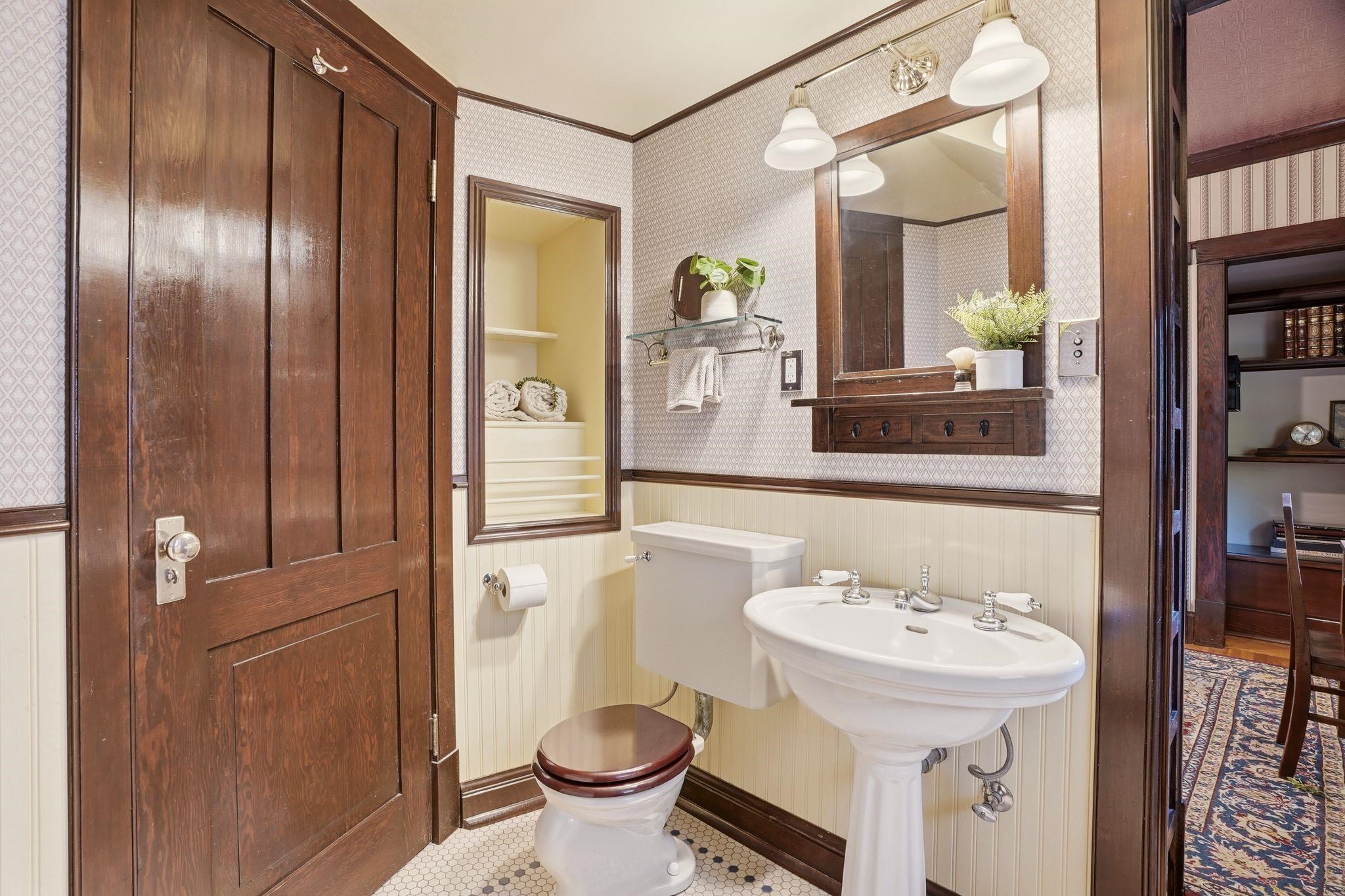 319 W Waverly Pl - Photo 17