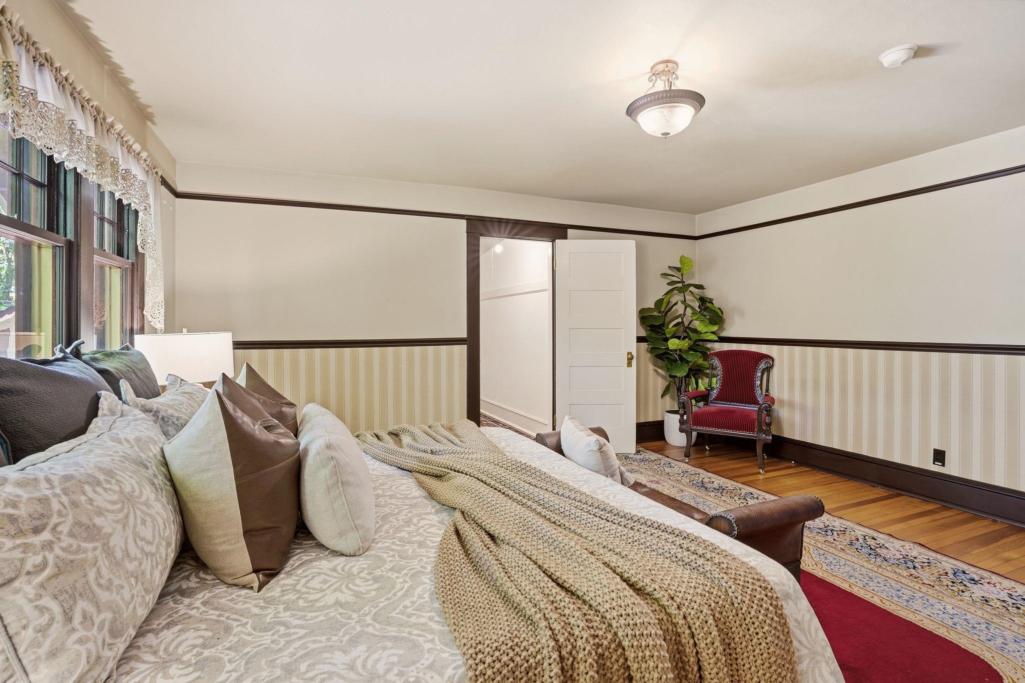 319 W Waverly Pl - Photo 23