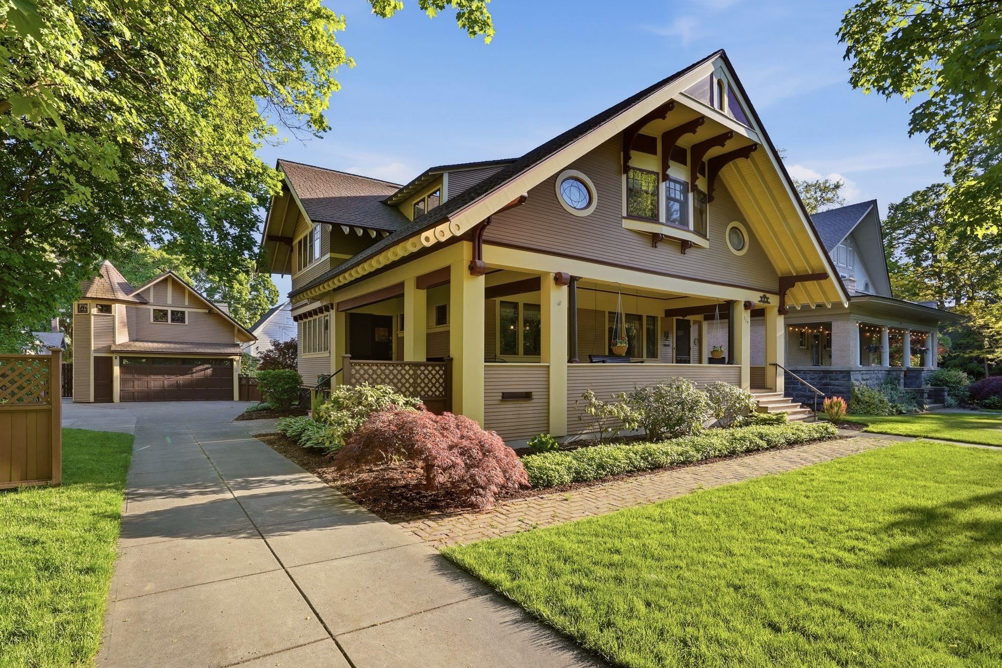 319 W Waverly Pl - Photo 4