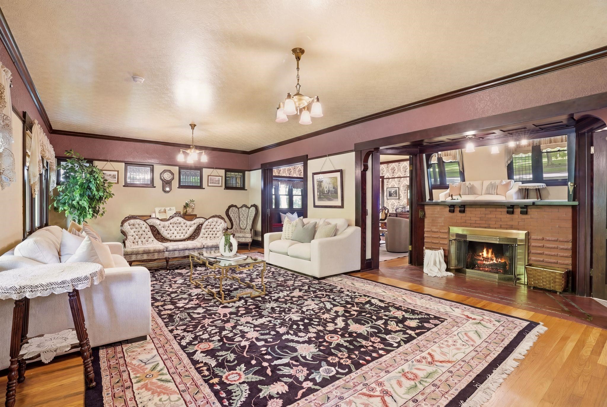 319 W Waverly Pl - Photo 8