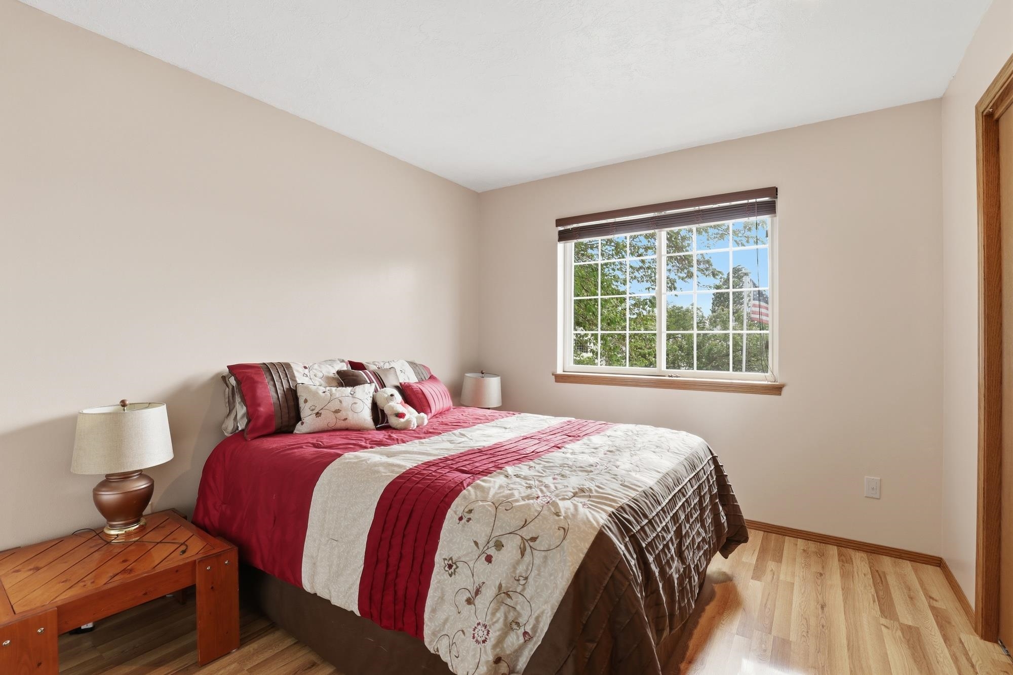 1221 S Bannen Rd - Photo 33