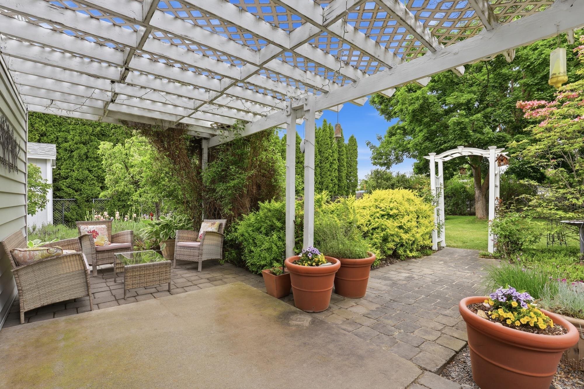 1221 S Bannen Rd - Photo 43