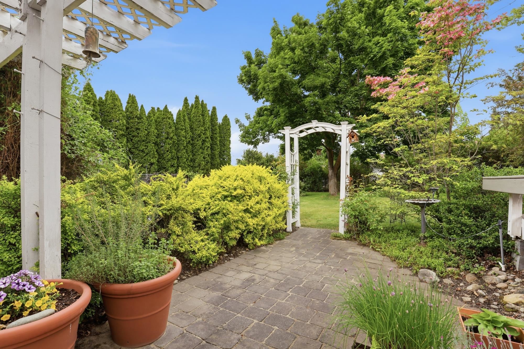 1221 S Bannen Rd - Photo 44