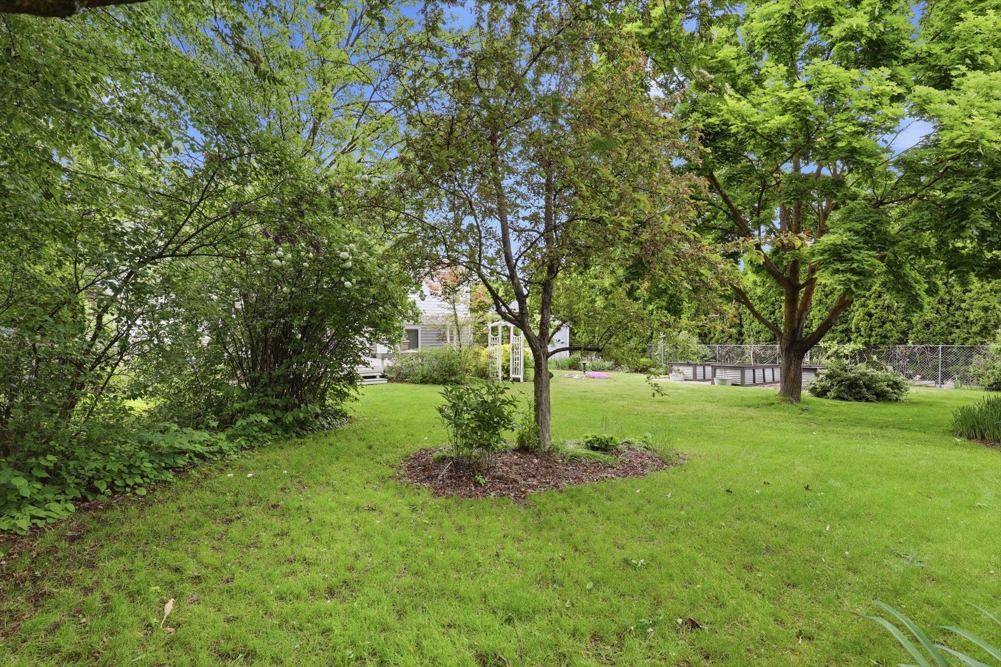 1221 S Bannen Rd - Photo 46