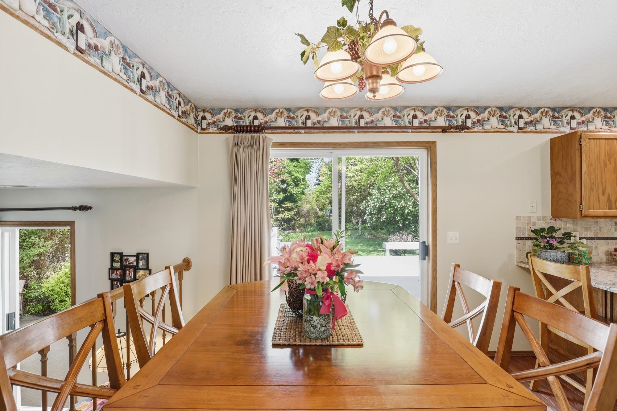 1221 S Bannen Rd - Photo 6