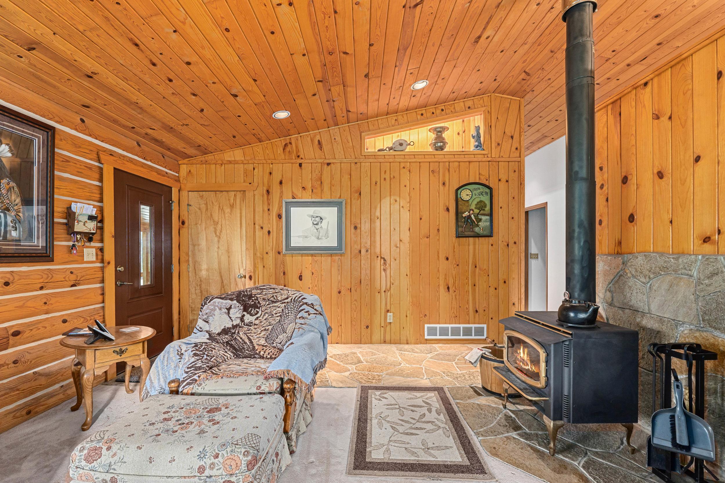 2432 Gilson Rd - Photo 11