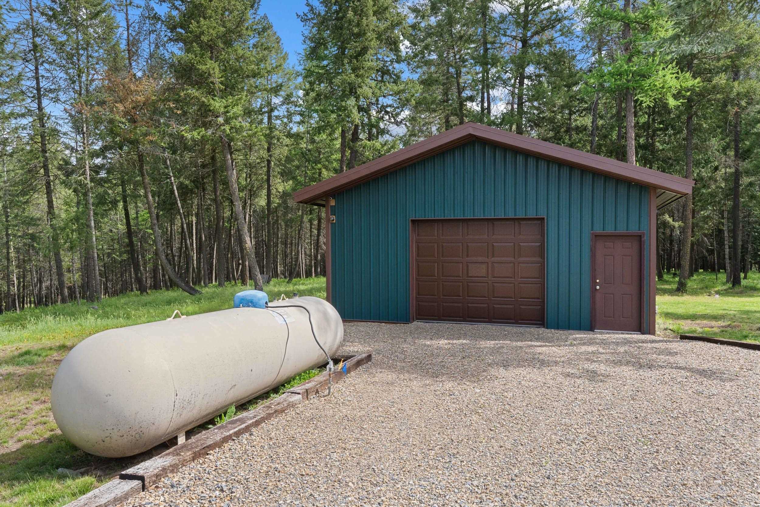 2432 Gilson Rd - Photo 40