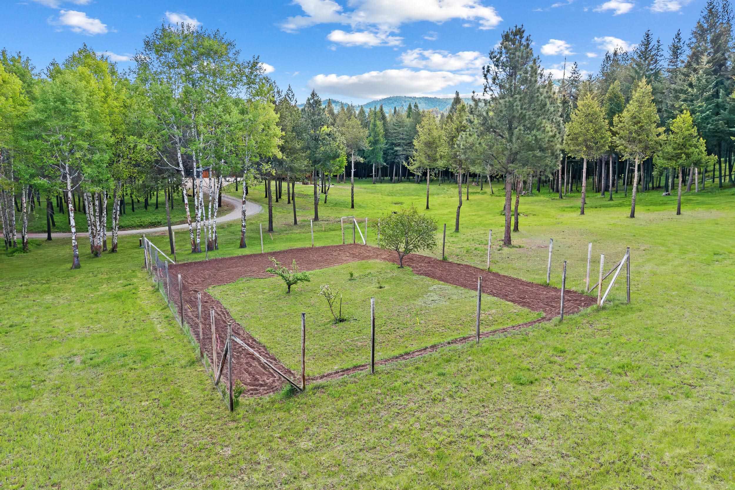 2432 Gilson Rd - Photo 47