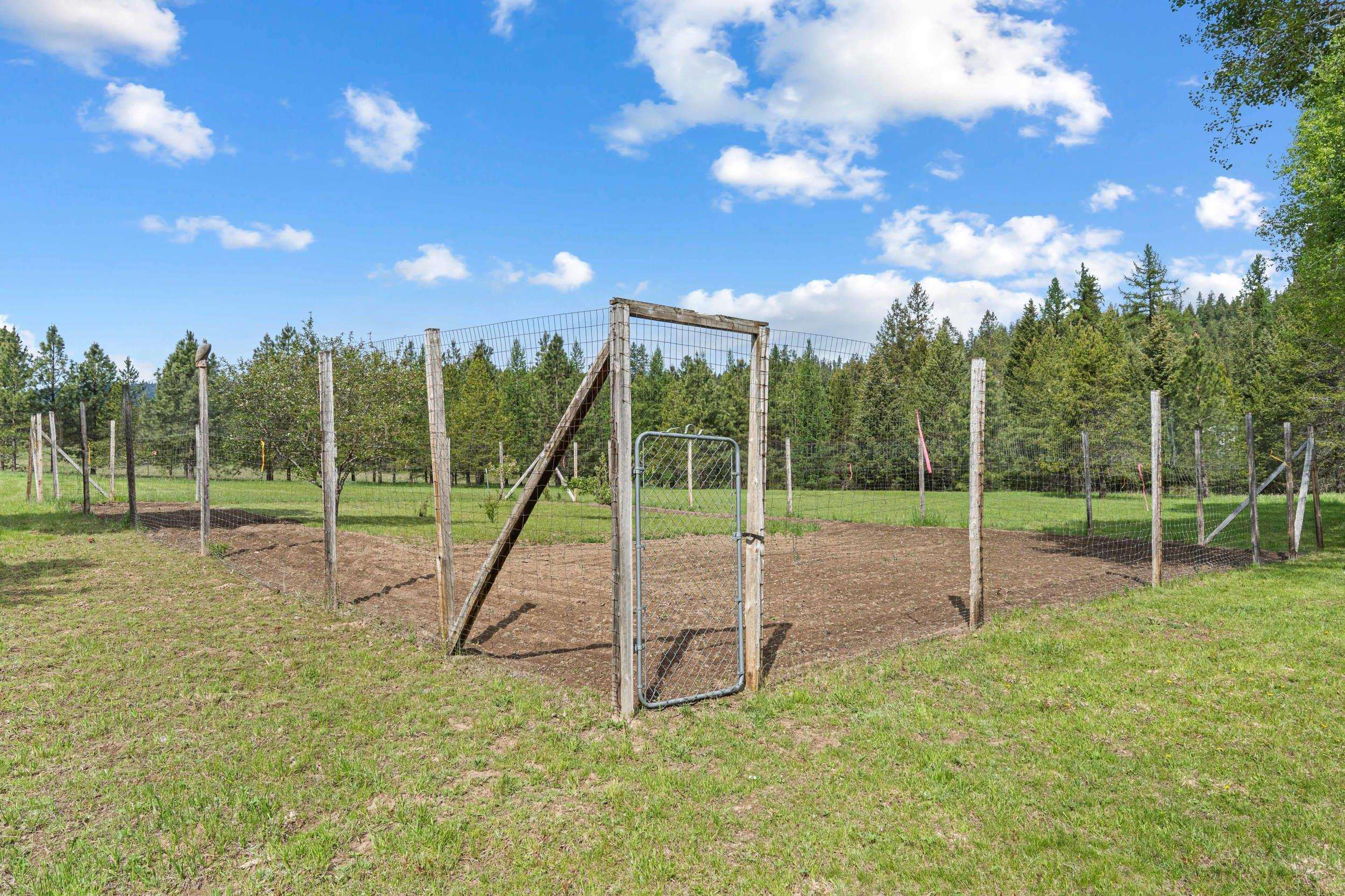 2432 Gilson Rd - Photo 48