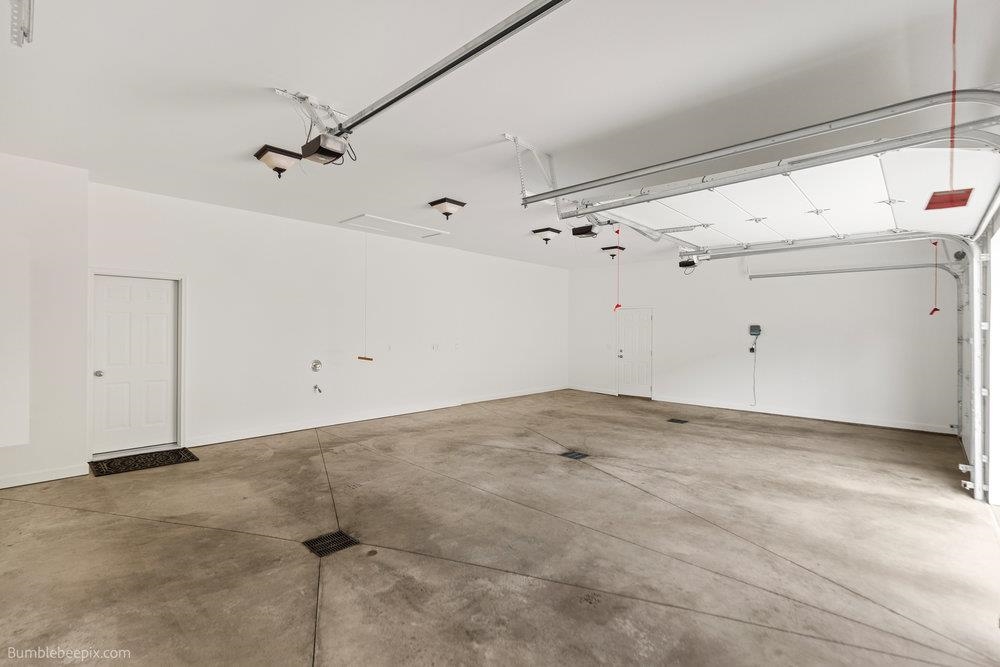 1305 N KING JAMES Ln - Photo 40