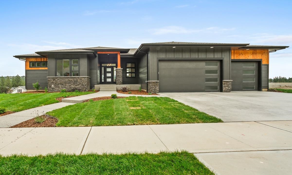 5100 E 38th Ave