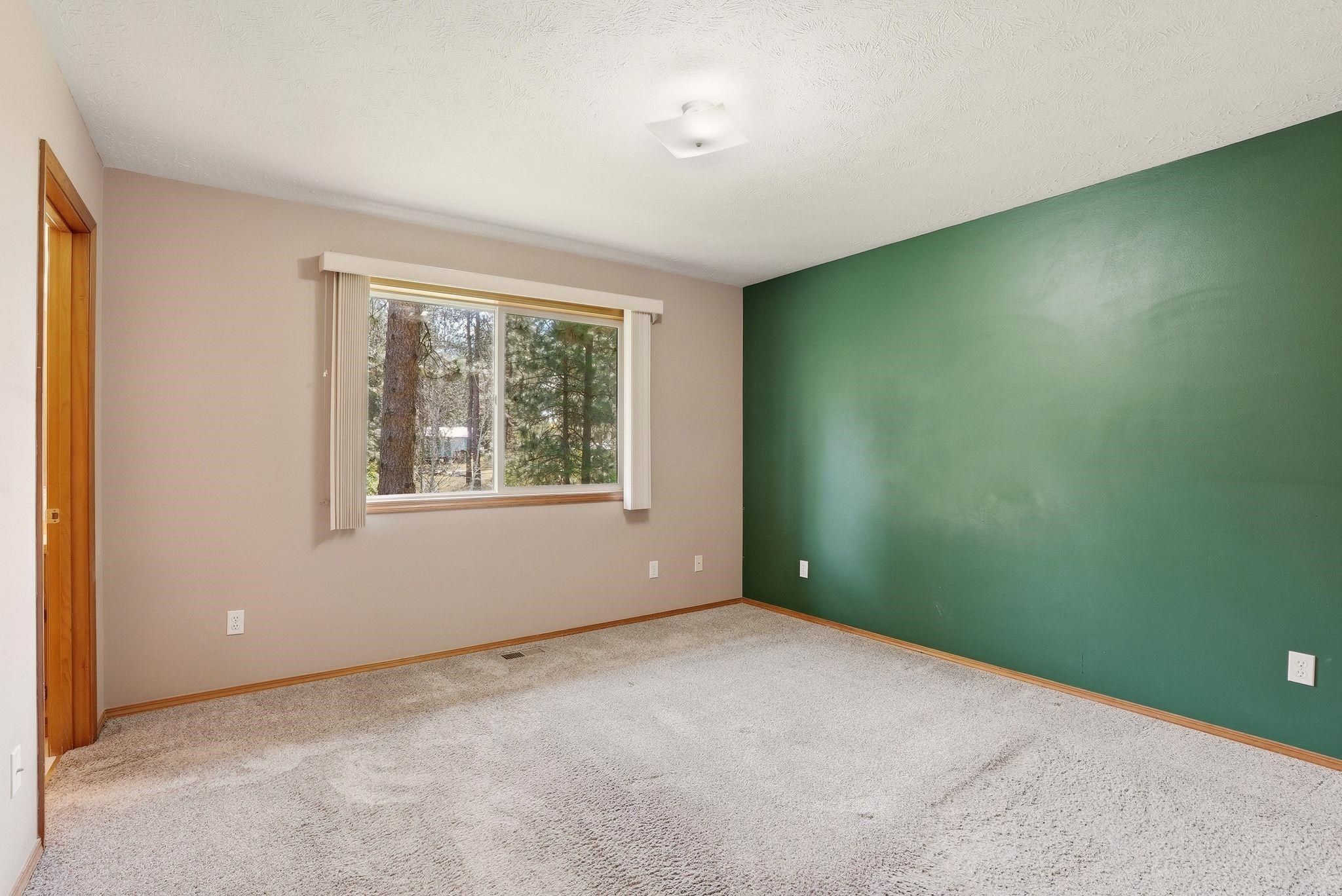 15604 N SYCAMORE St - Photo 15