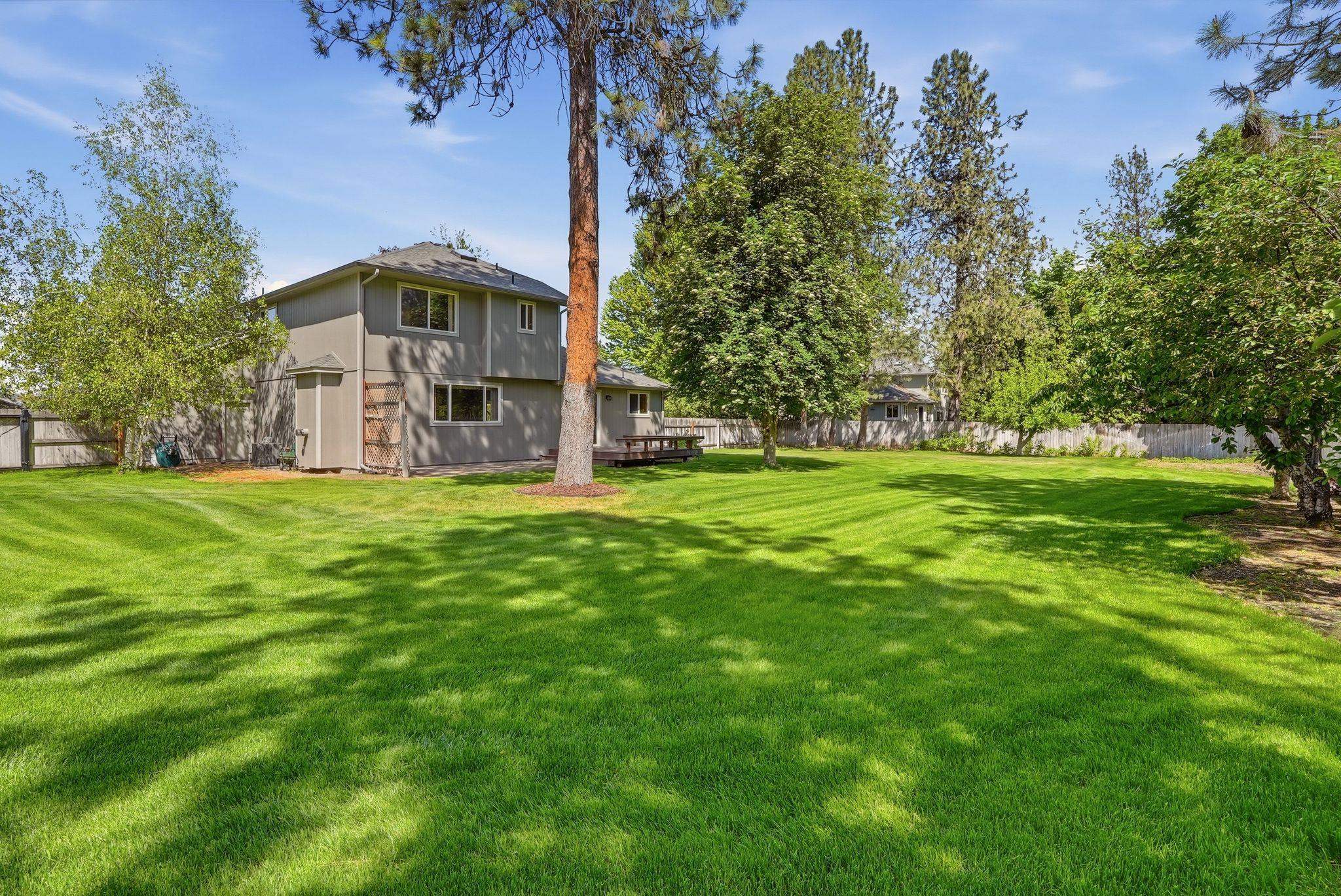 15604 N SYCAMORE St - Photo 40