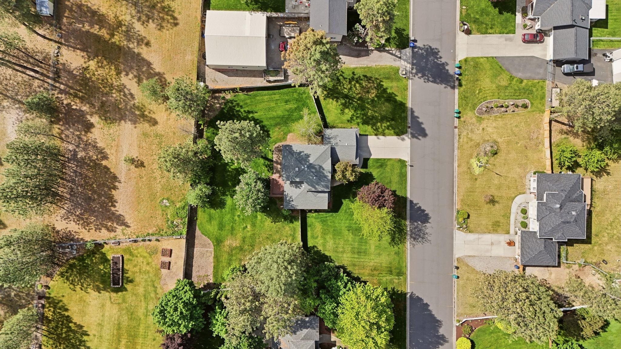 15604 N SYCAMORE St - Photo 44