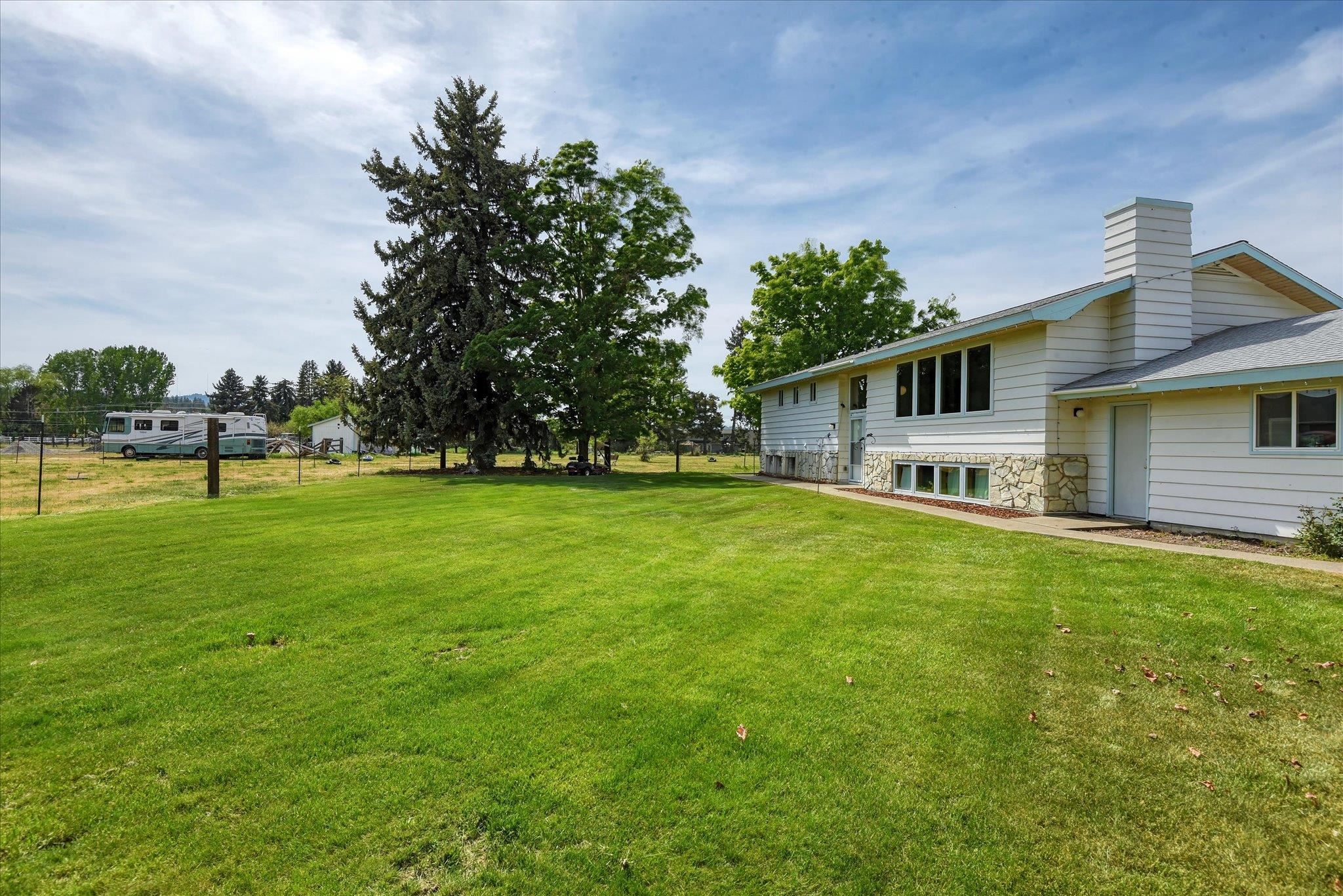 3412 S SOMMER Rd - Photo 2
