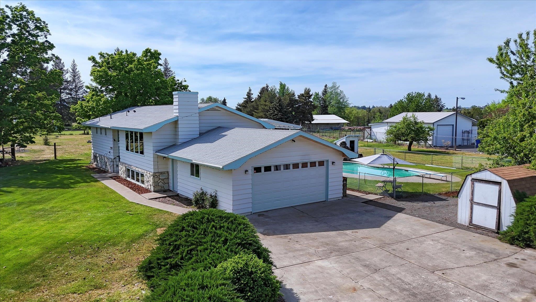 3412 S SOMMER Rd - Photo 4