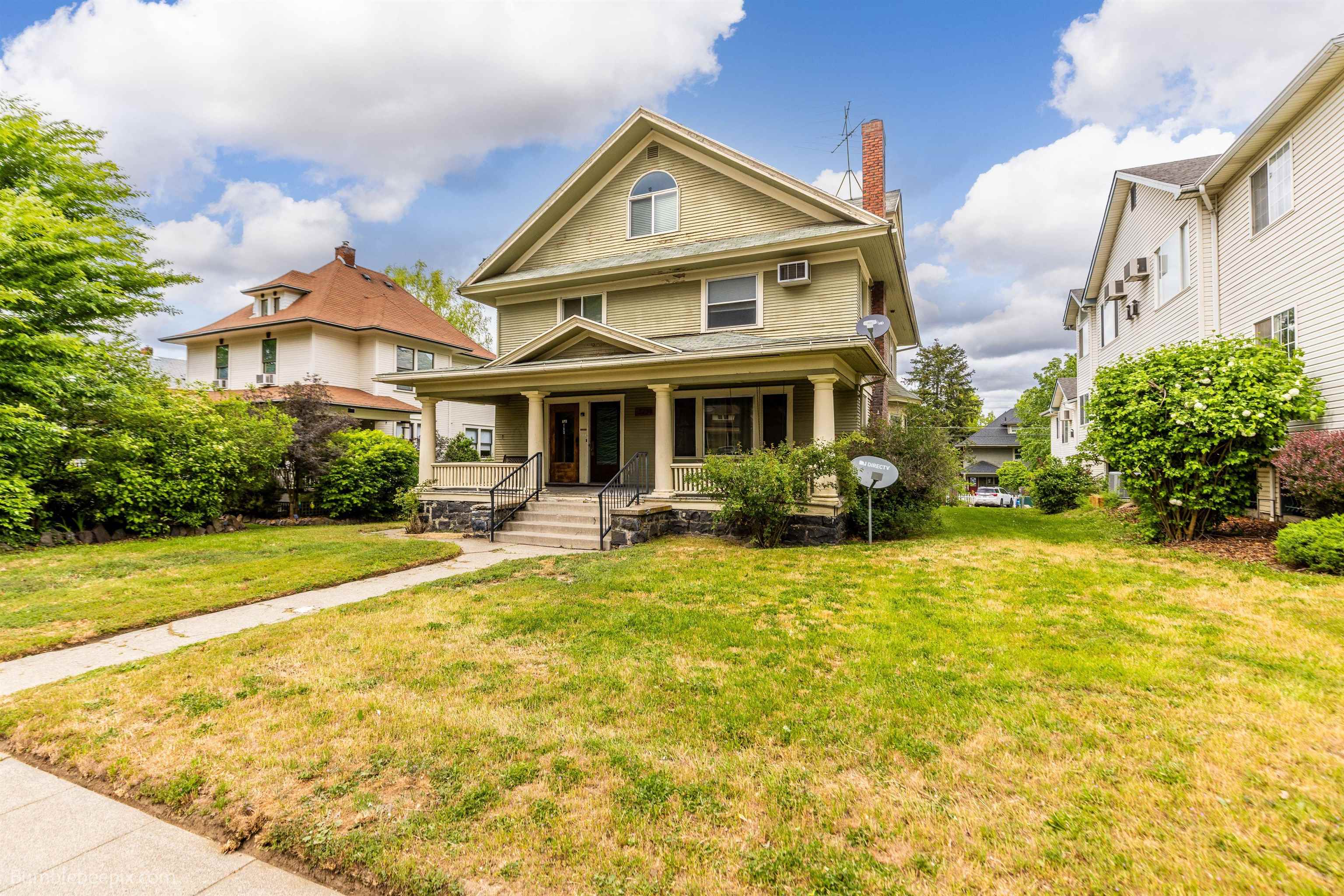 1714 W 10th Ave - Photo 1