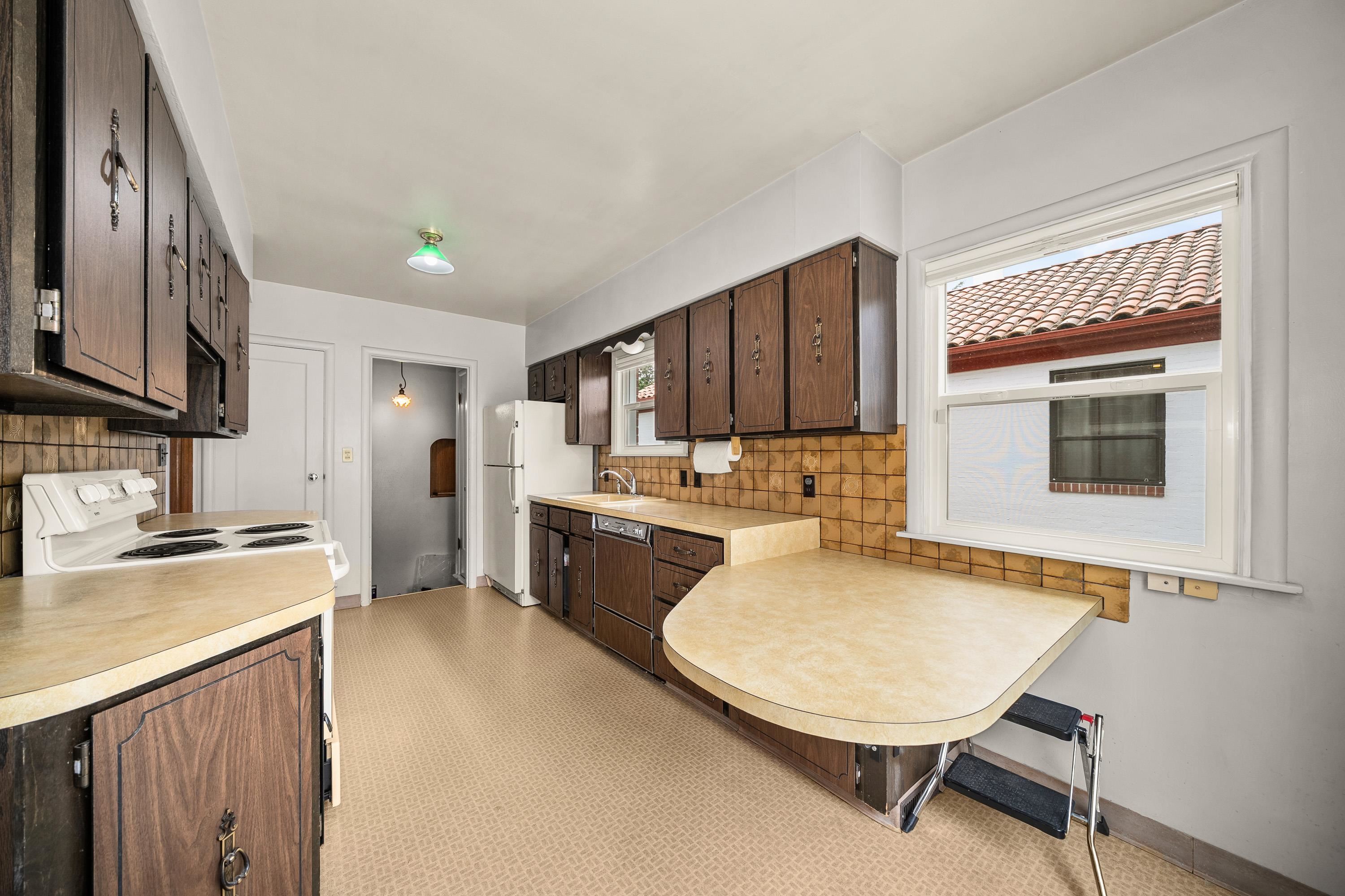 53 W 26TH Ave - Photo 13