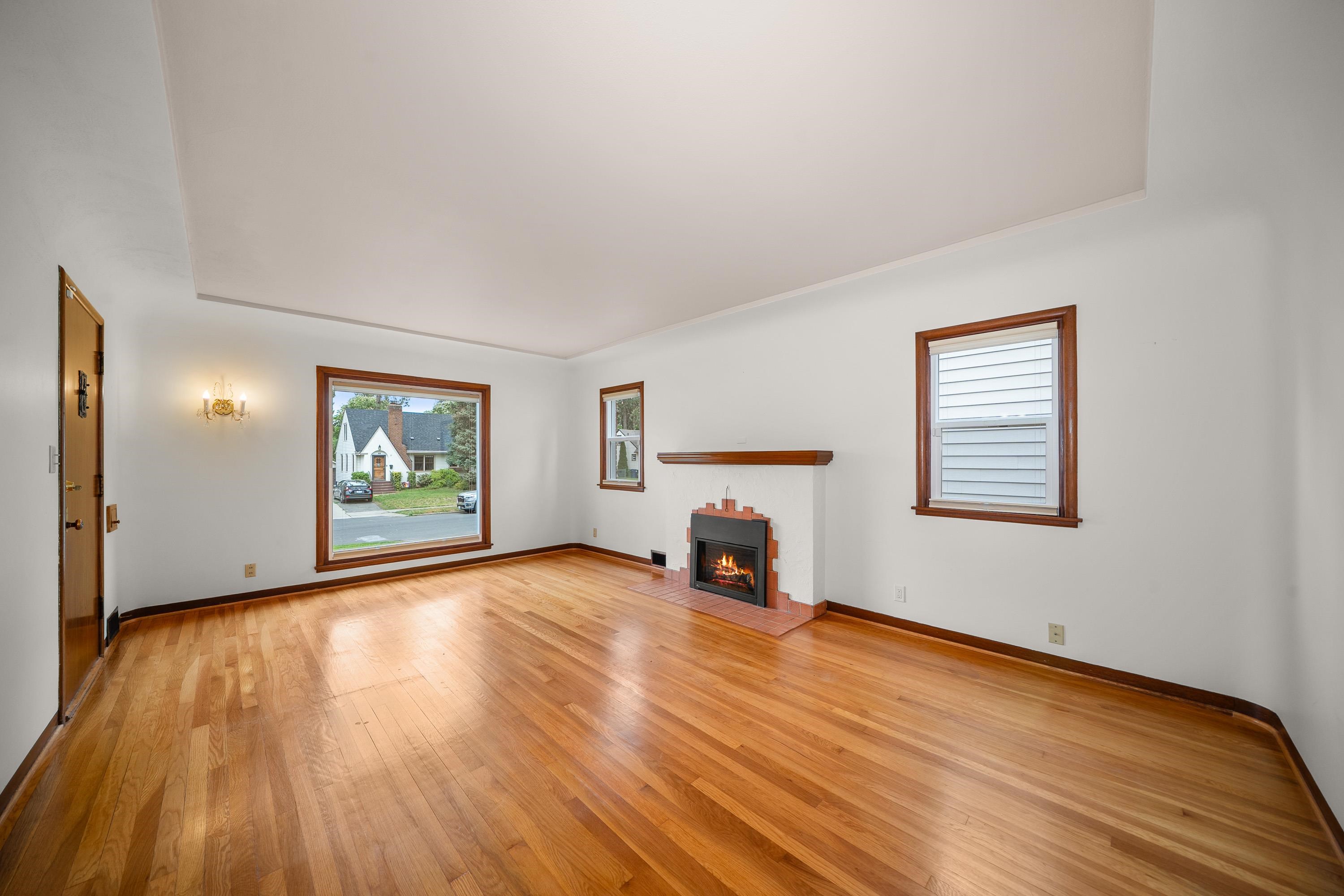 53 W 26TH Ave - Photo 8