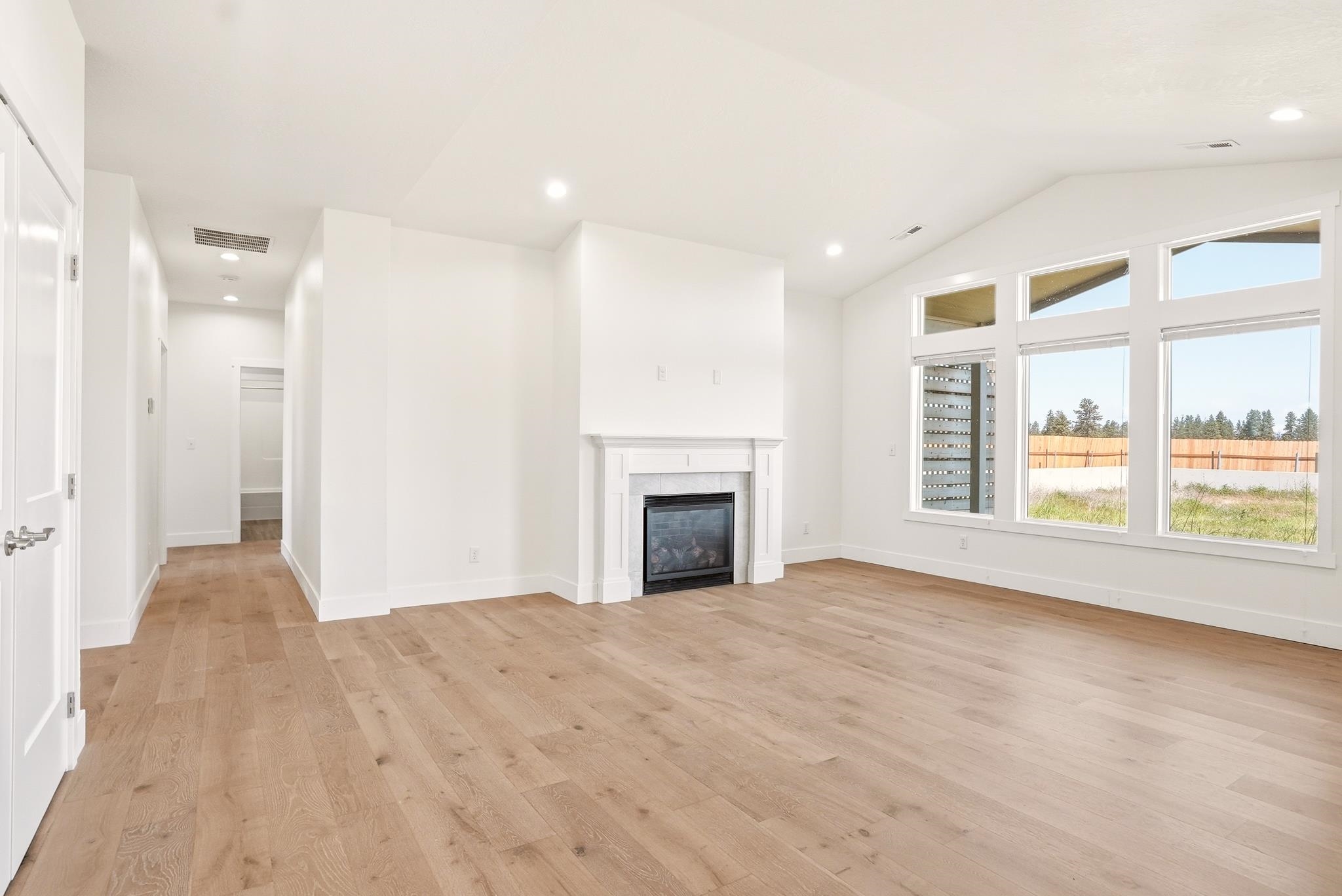16612 W ROLLING HILLS ESTATES Ln - Photo 17