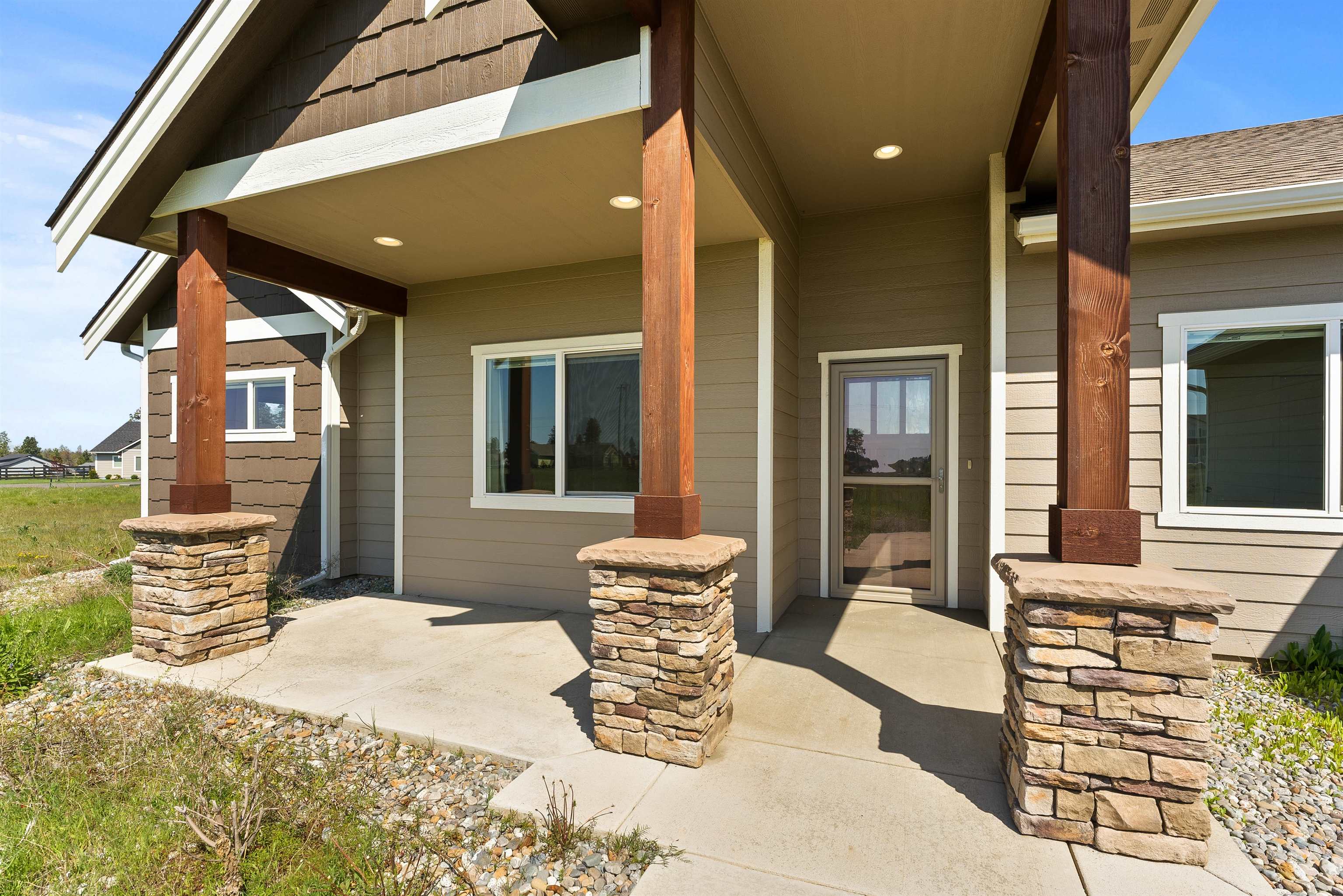 16612 W ROLLING HILLS ESTATES Ln - Photo 3