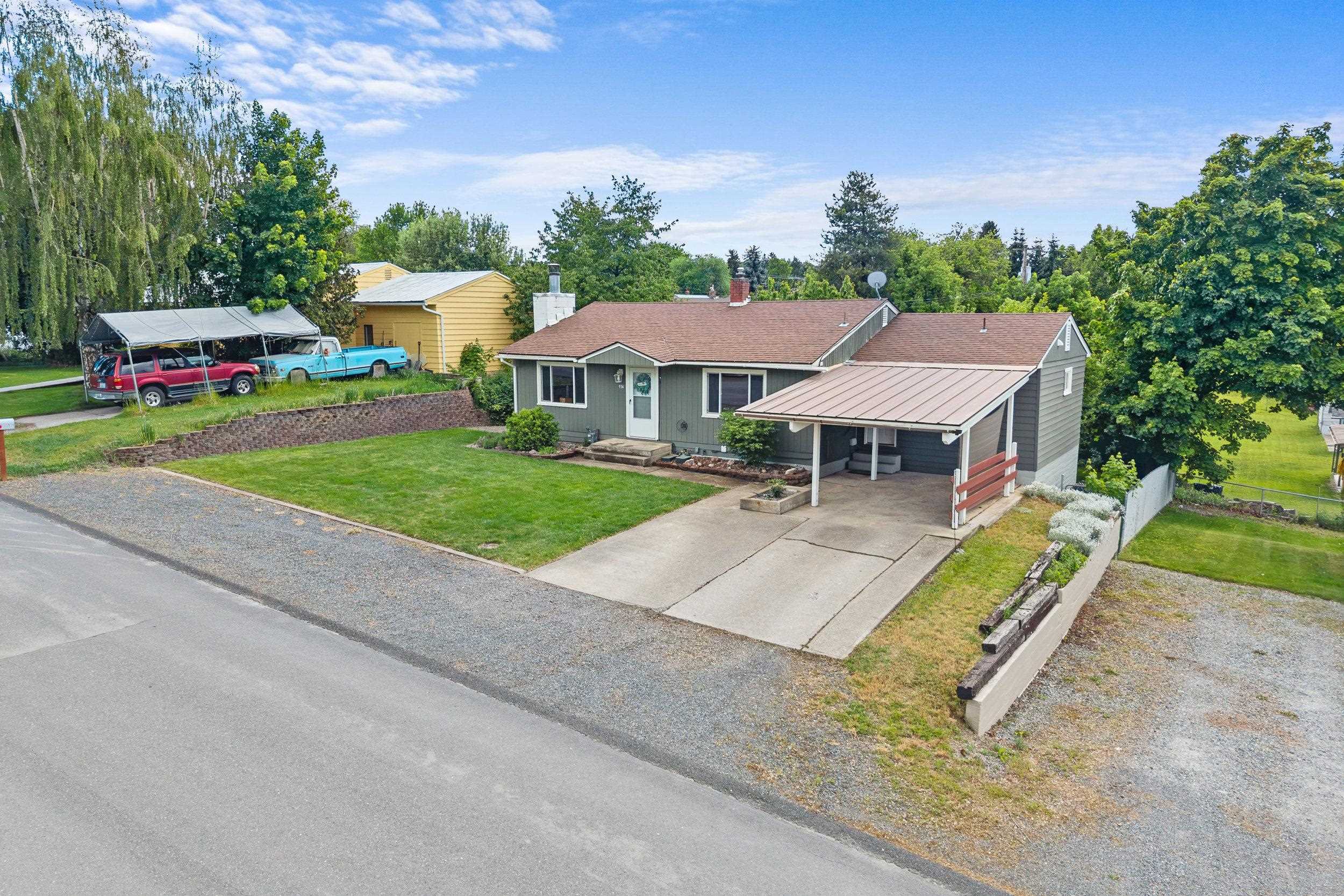 934 E Forest Ave - Photo 3