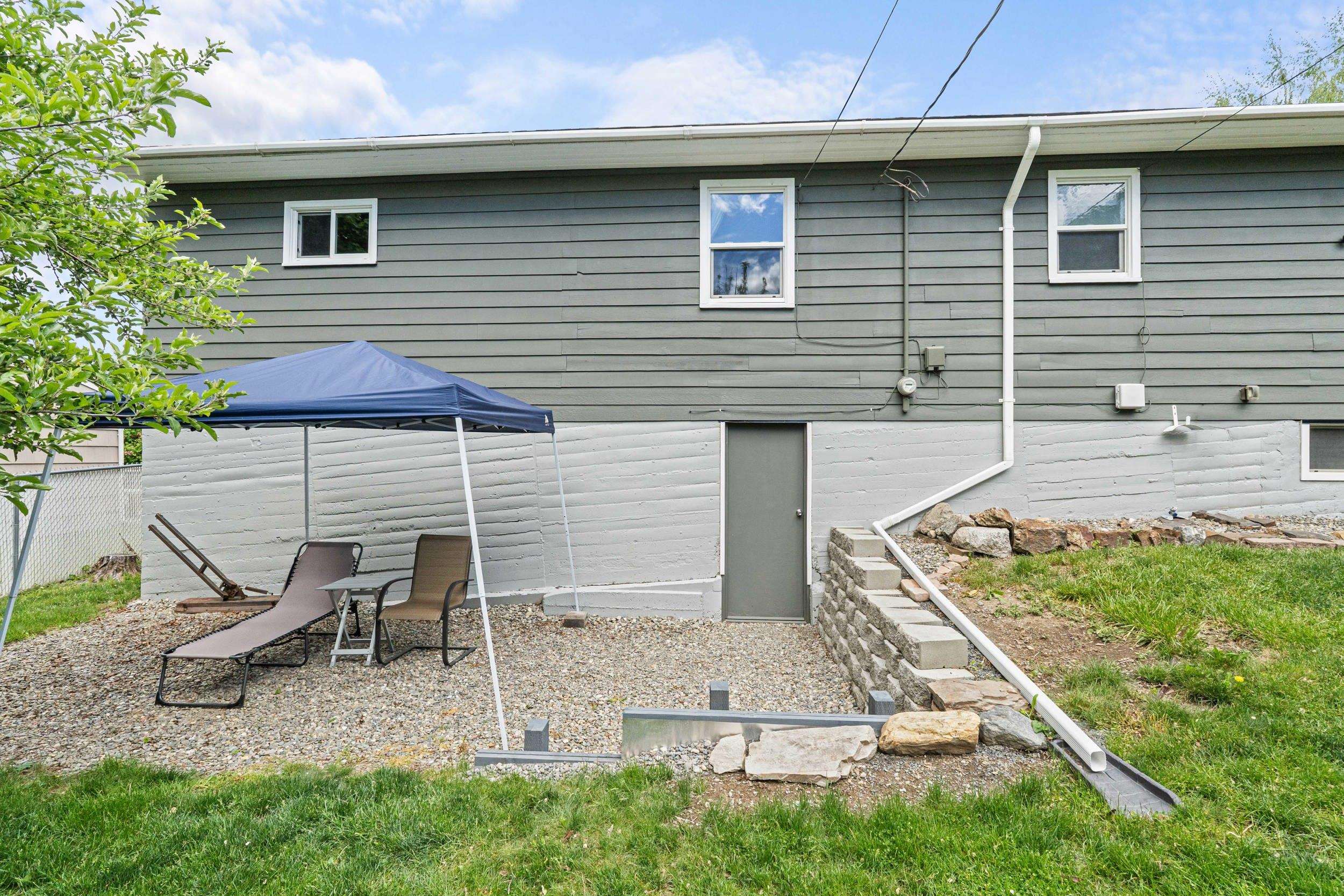 934 E Forest Ave - Photo 22