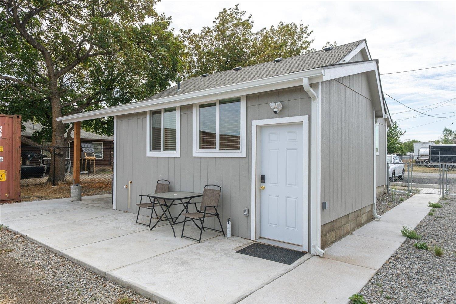 11925 E Empire Ave - Photo 24