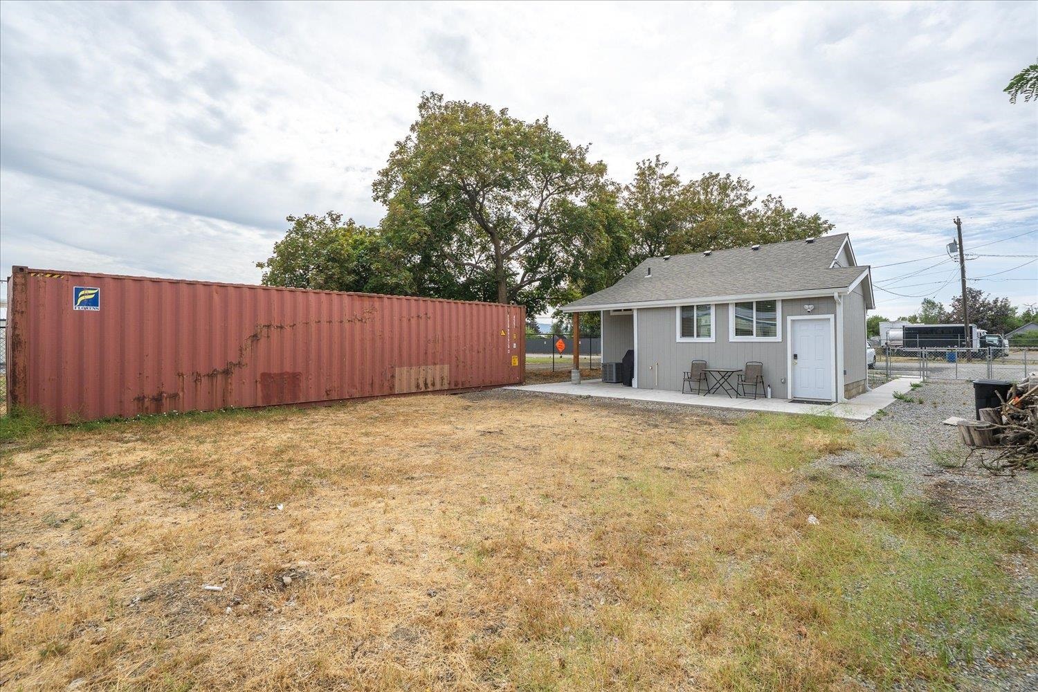 11925 E Empire Ave - Photo 28