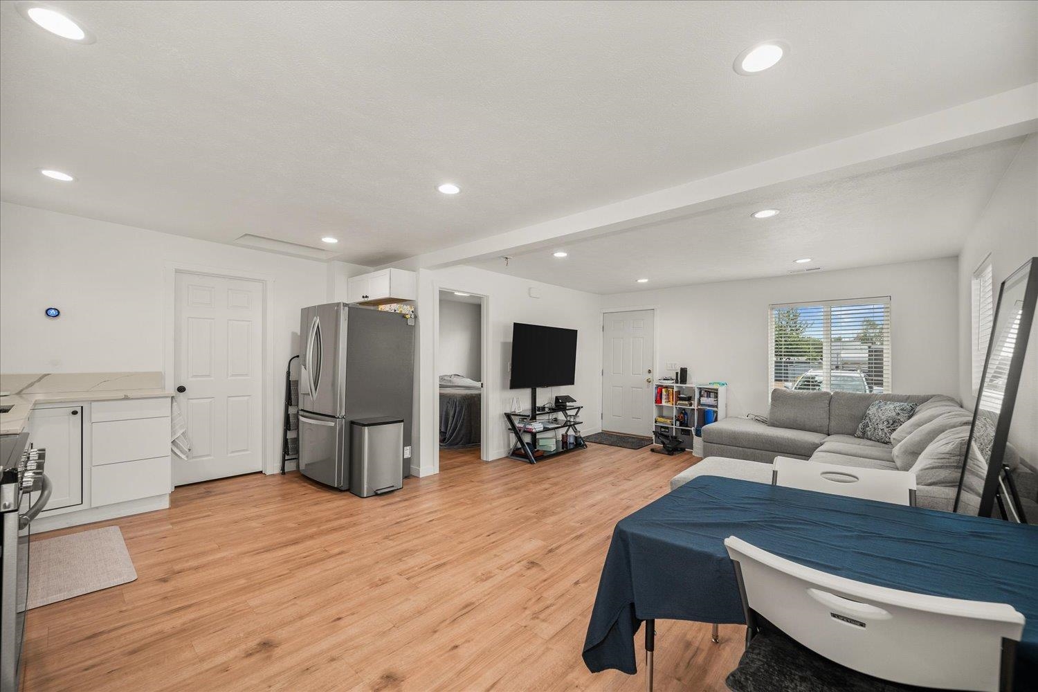 11925 E Empire Ave - Photo 8