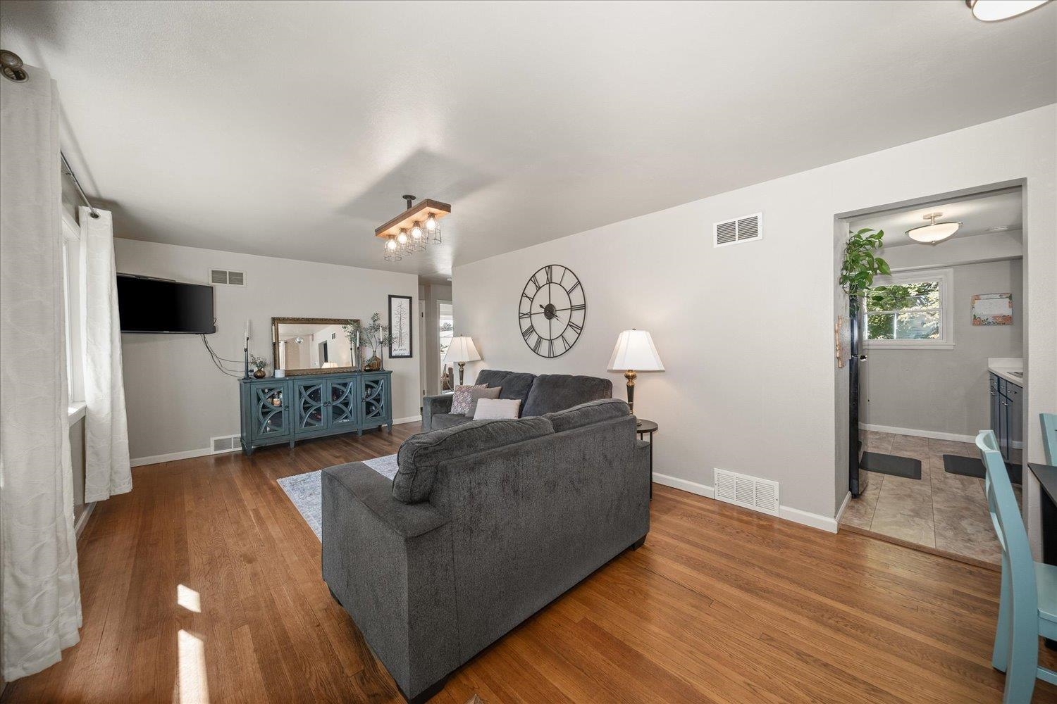 3427 E Jackson Ave - Photo 7