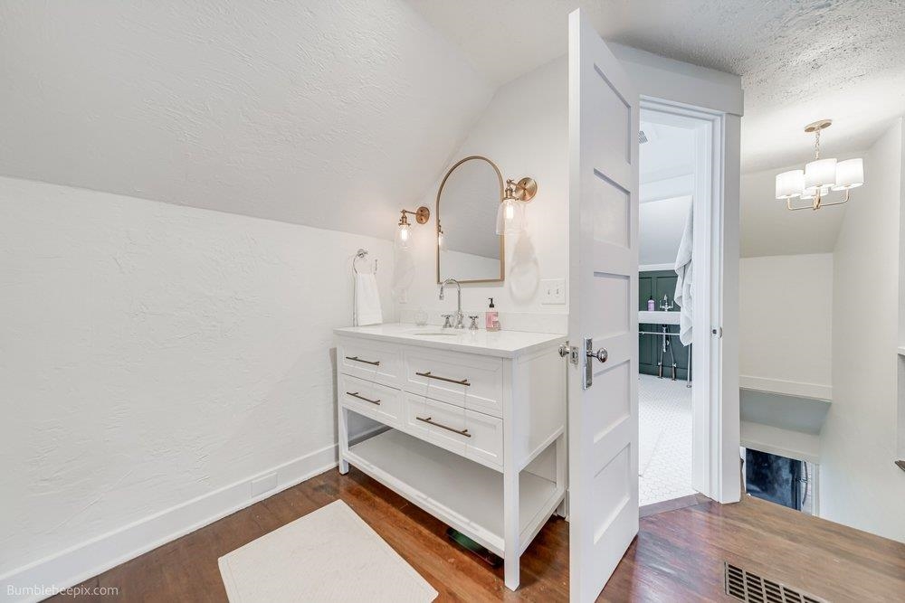 1208 W 14TH Ave - Photo 24