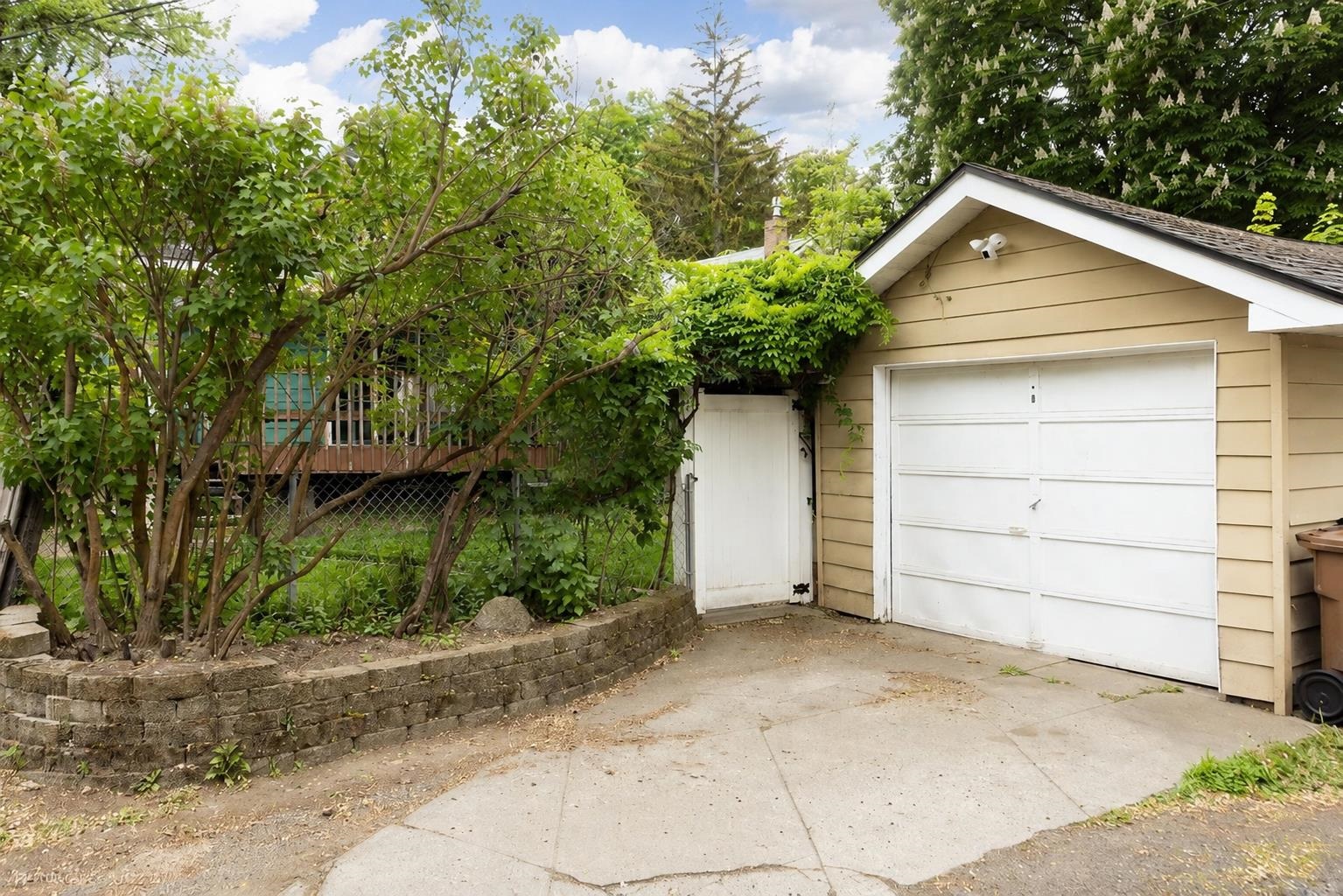 1208 W 14TH Ave - Photo 38