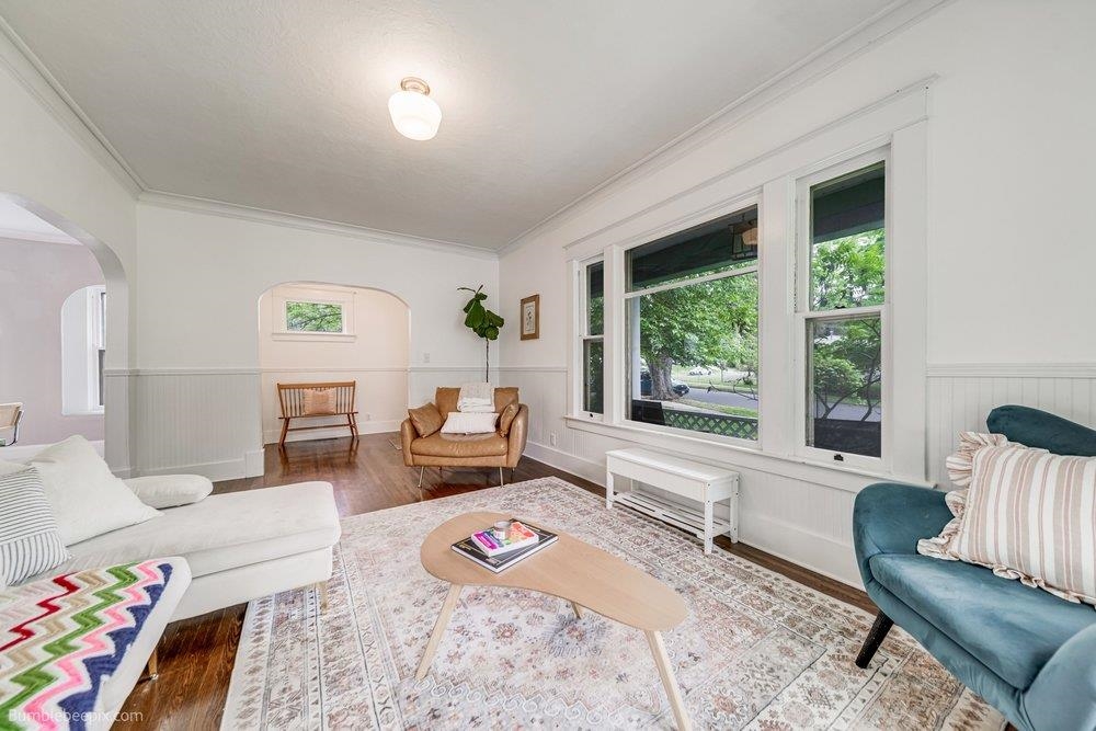 1208 W 14TH Ave - Photo 9