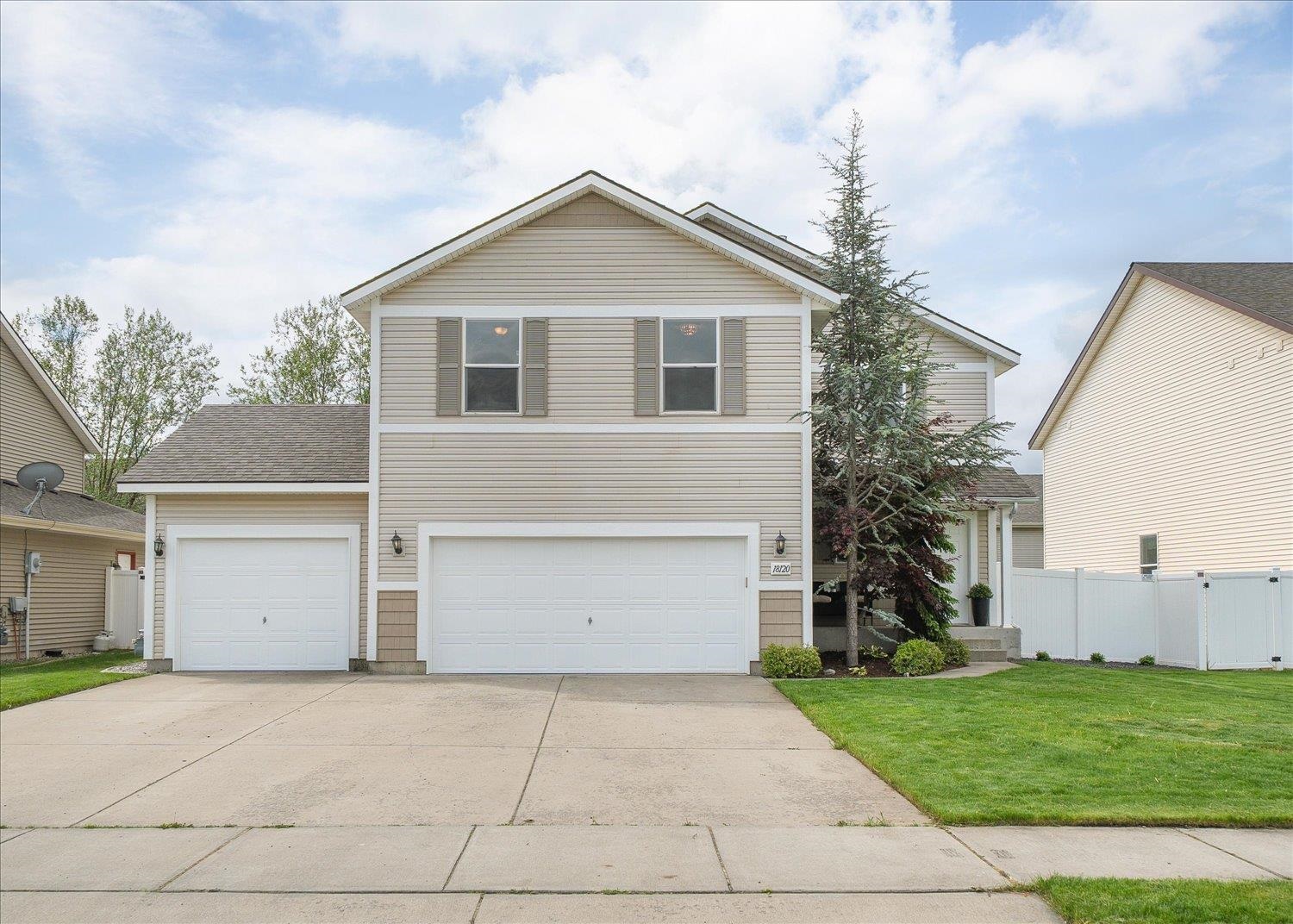 18120 E Montgomery Ave - Photo 1
