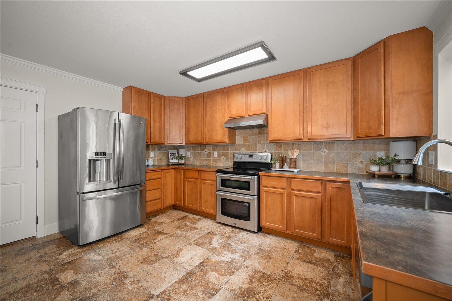 18120 E Montgomery Ave - Photo 13
