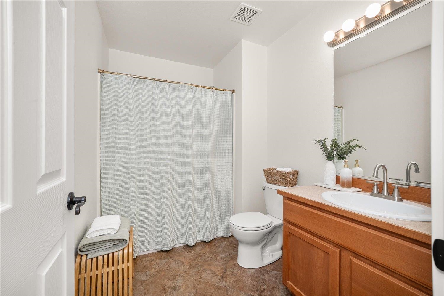 18120 E Montgomery Ave - Photo 26