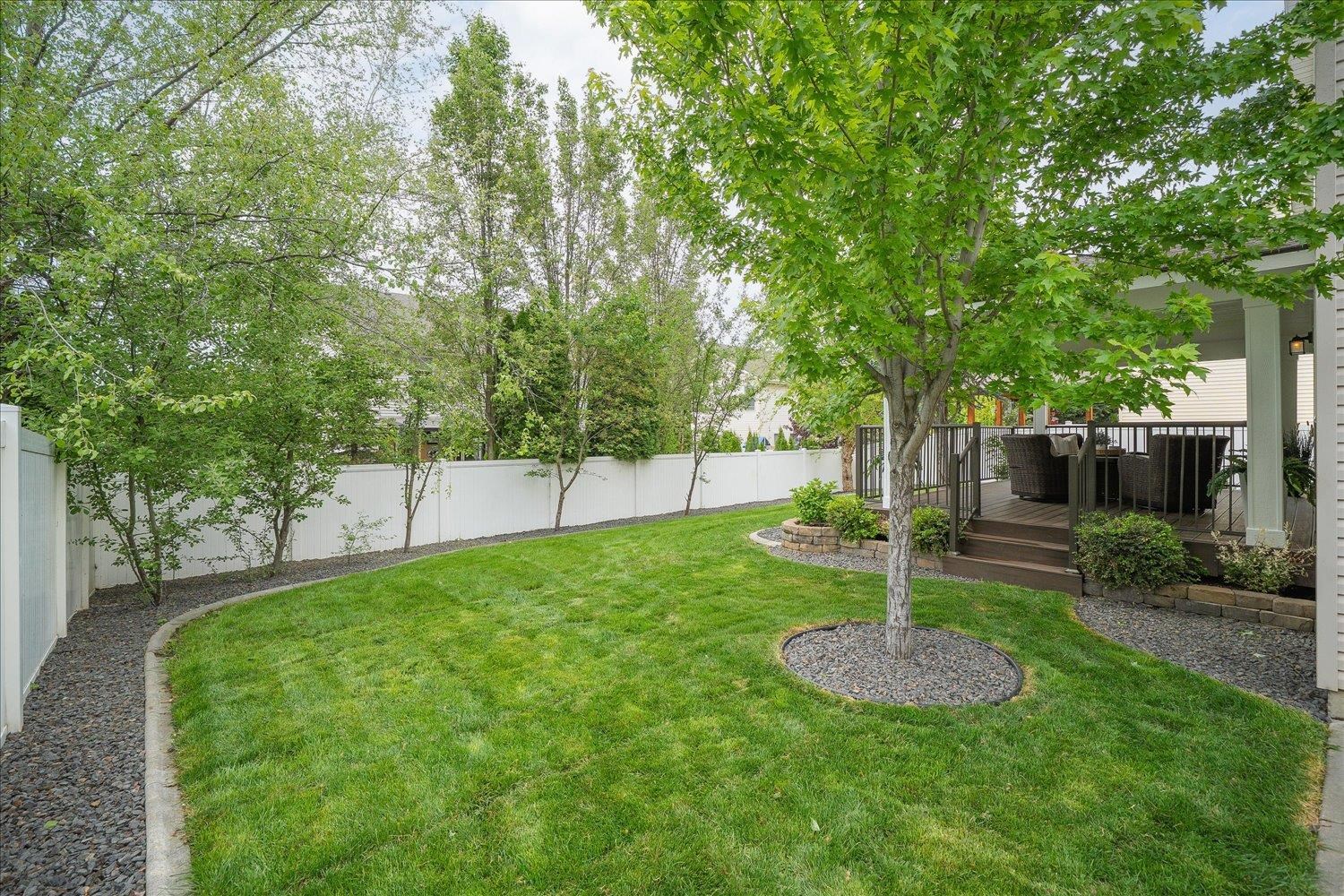 18120 E Montgomery Ave - Photo 34