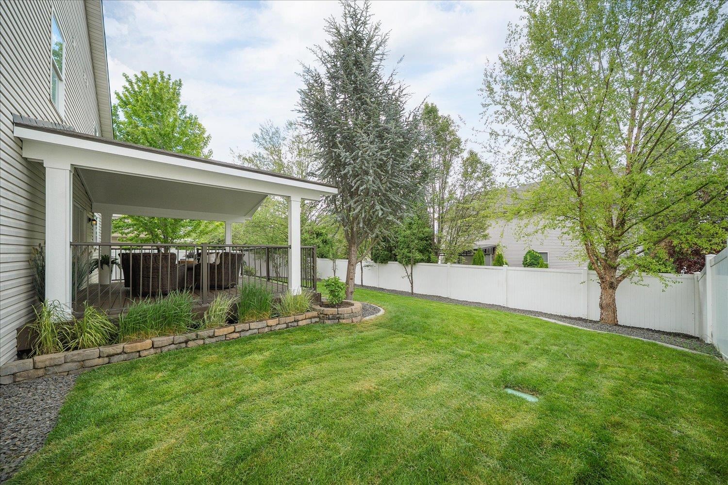 18120 E Montgomery Ave - Photo 38