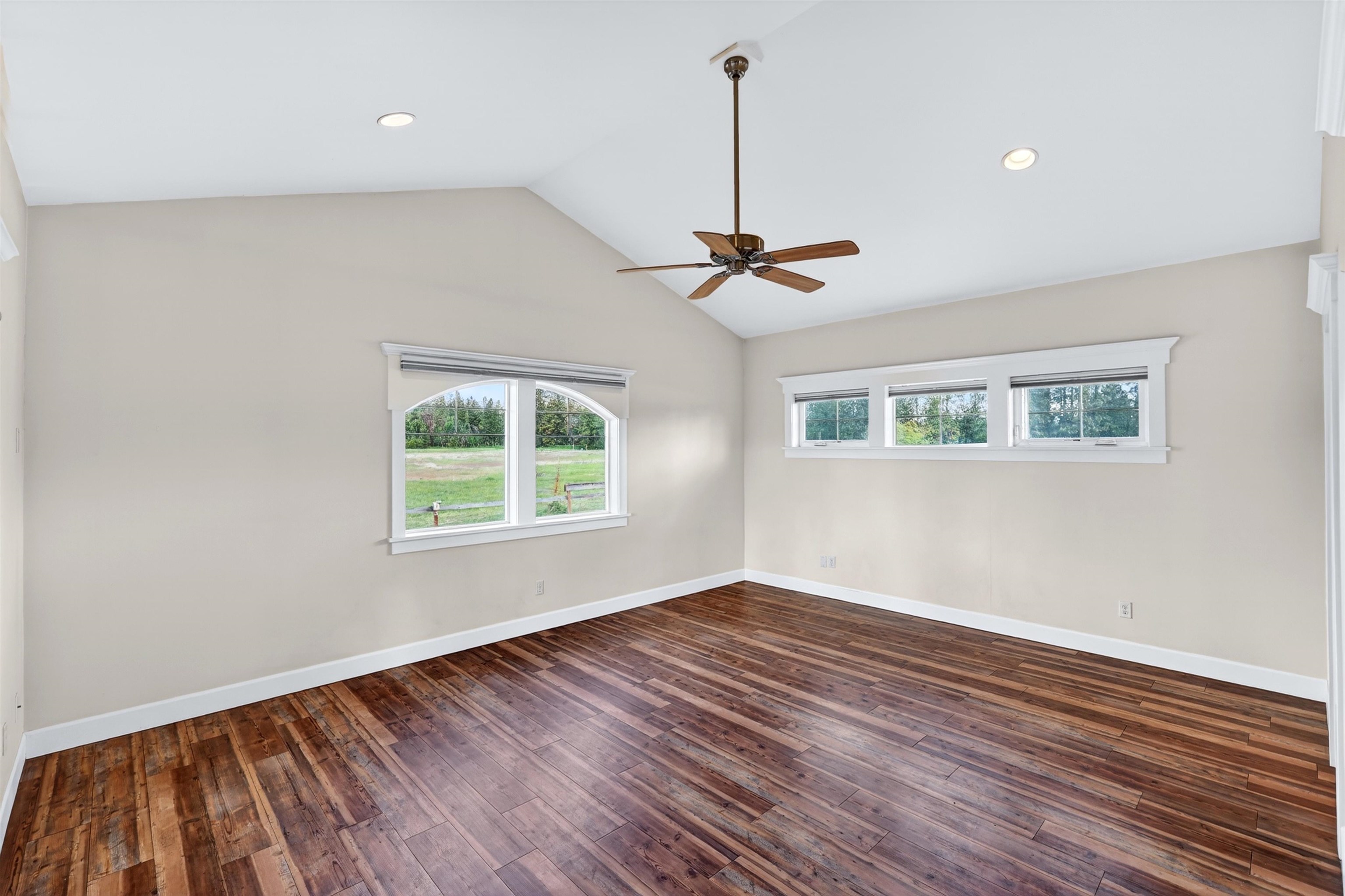 14829 W Burnett Rd - Photo 15